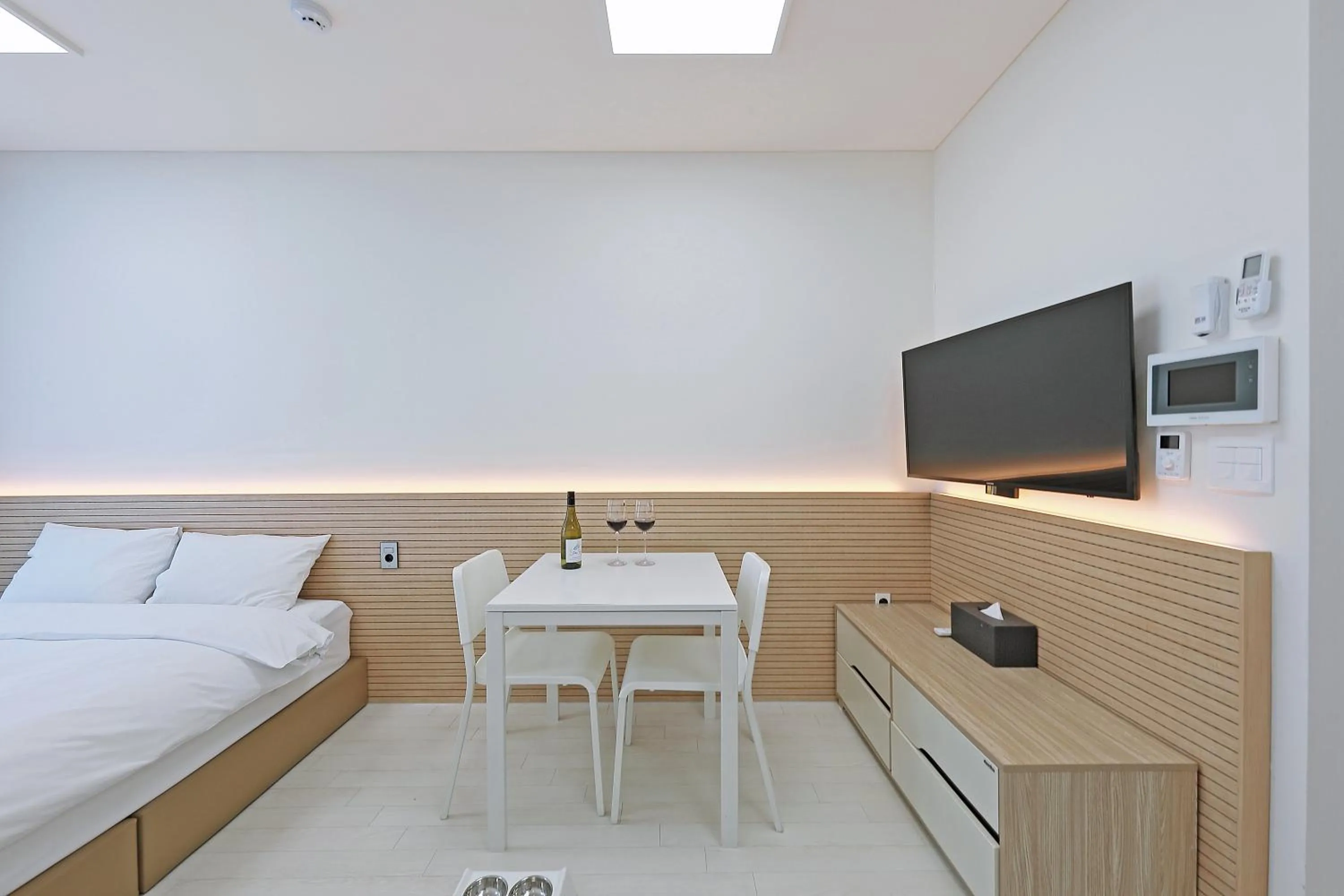 Bed in World Sky Residence Hotel