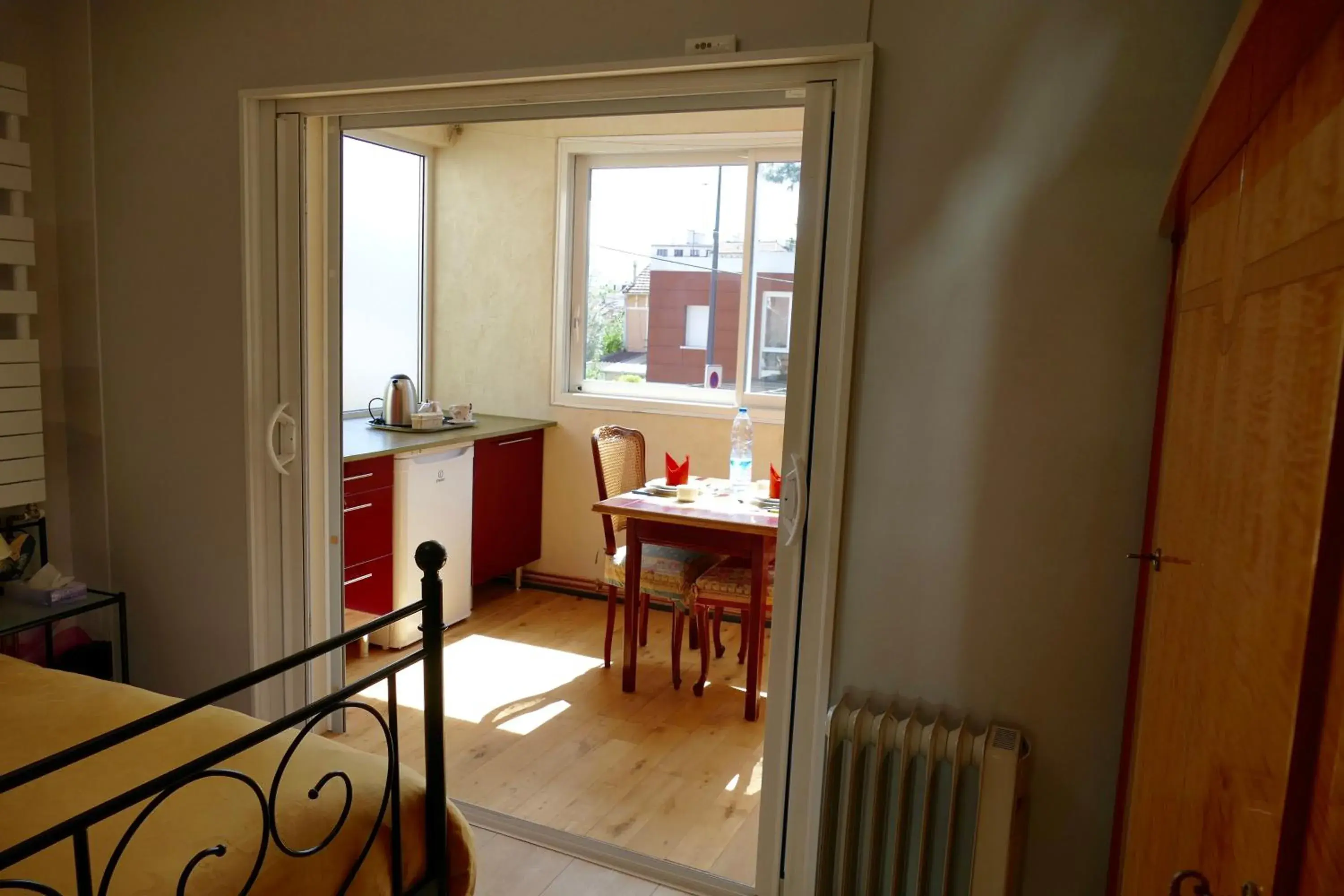 Double Room with Private Bathroom in Chalet de Paris Double Room with Private Bathroom in Chalet de Paris