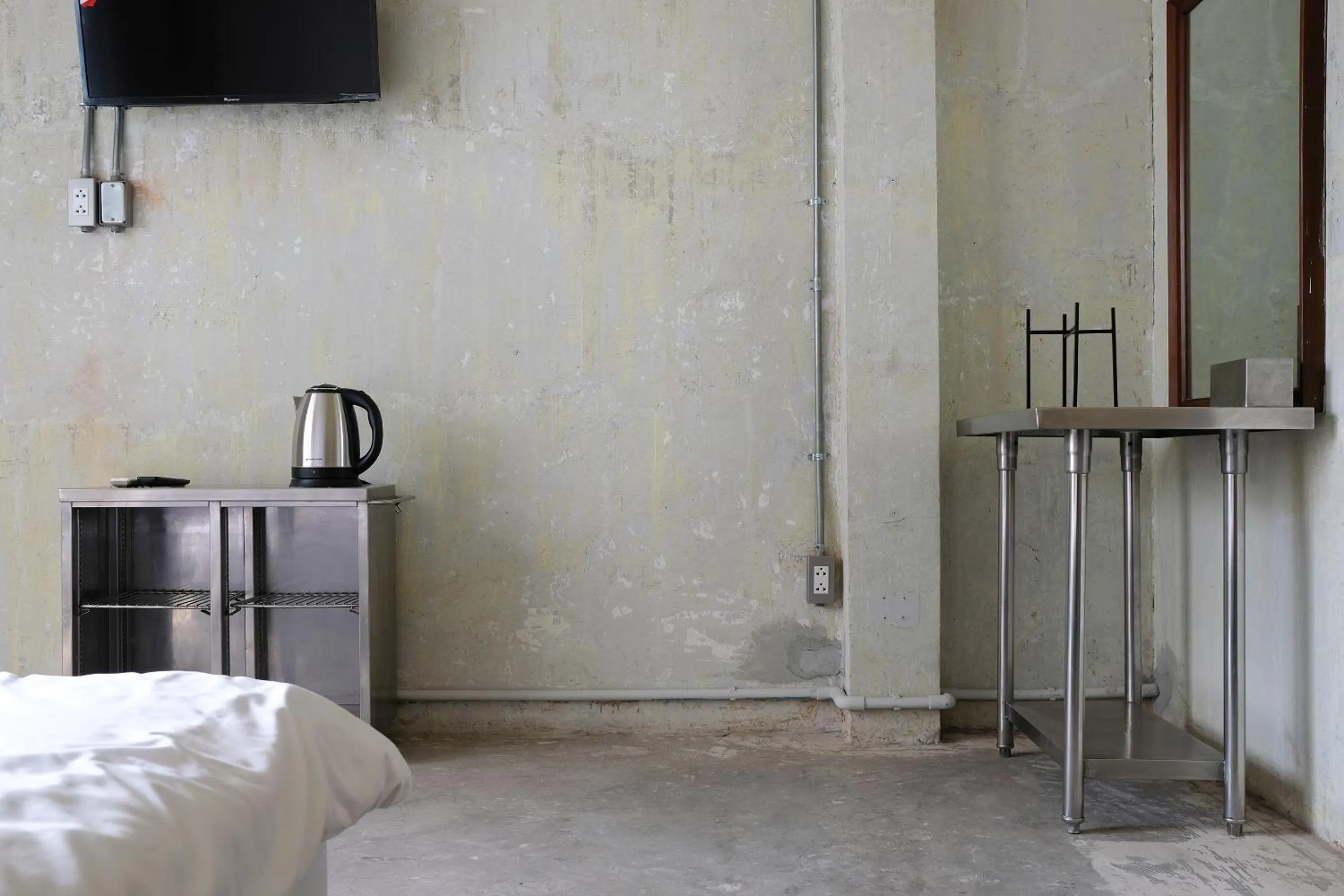 Photo of the whole room, Bed in EP1 shophouse