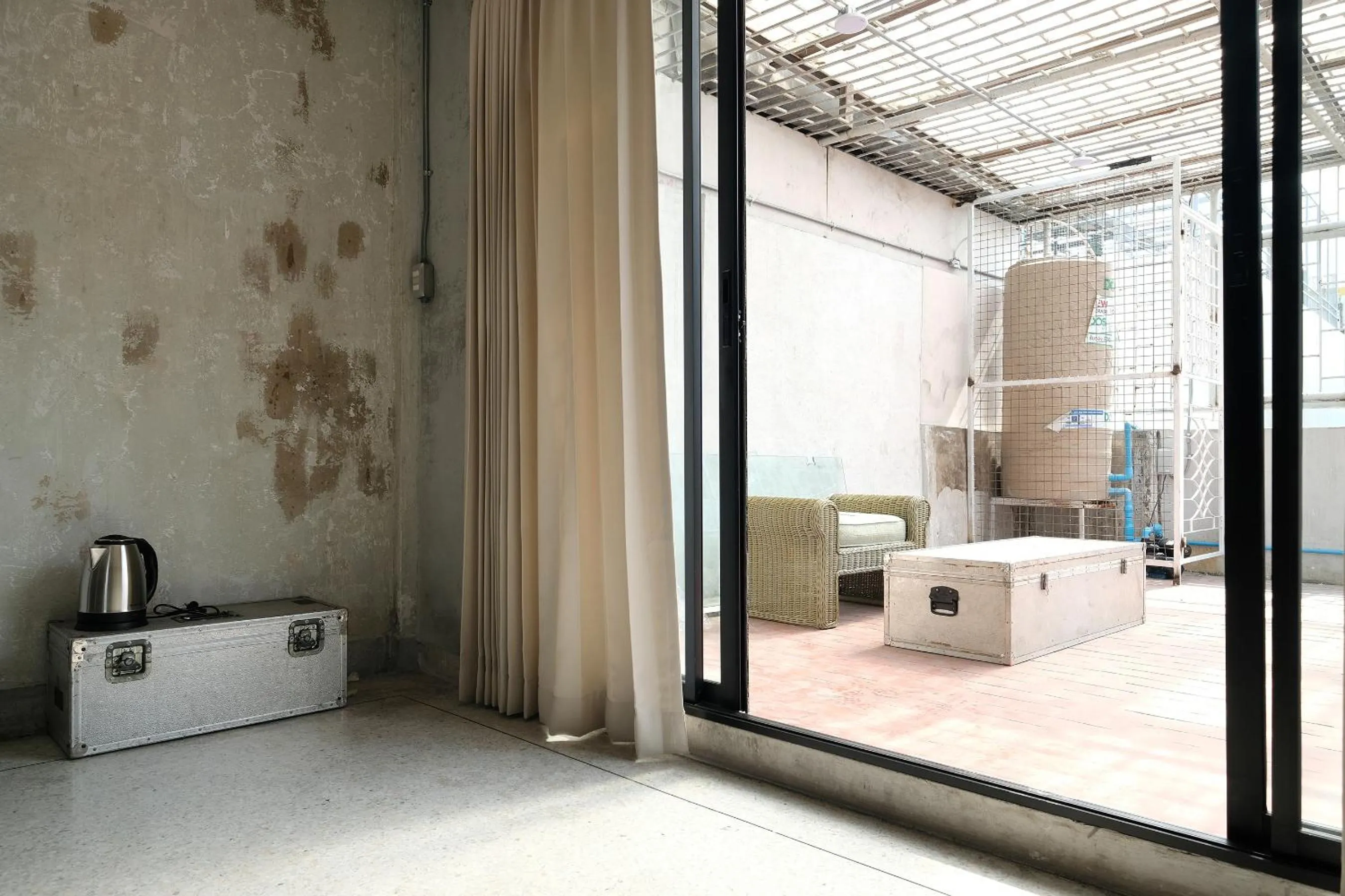 Photo of the whole room in EP1 shophouse