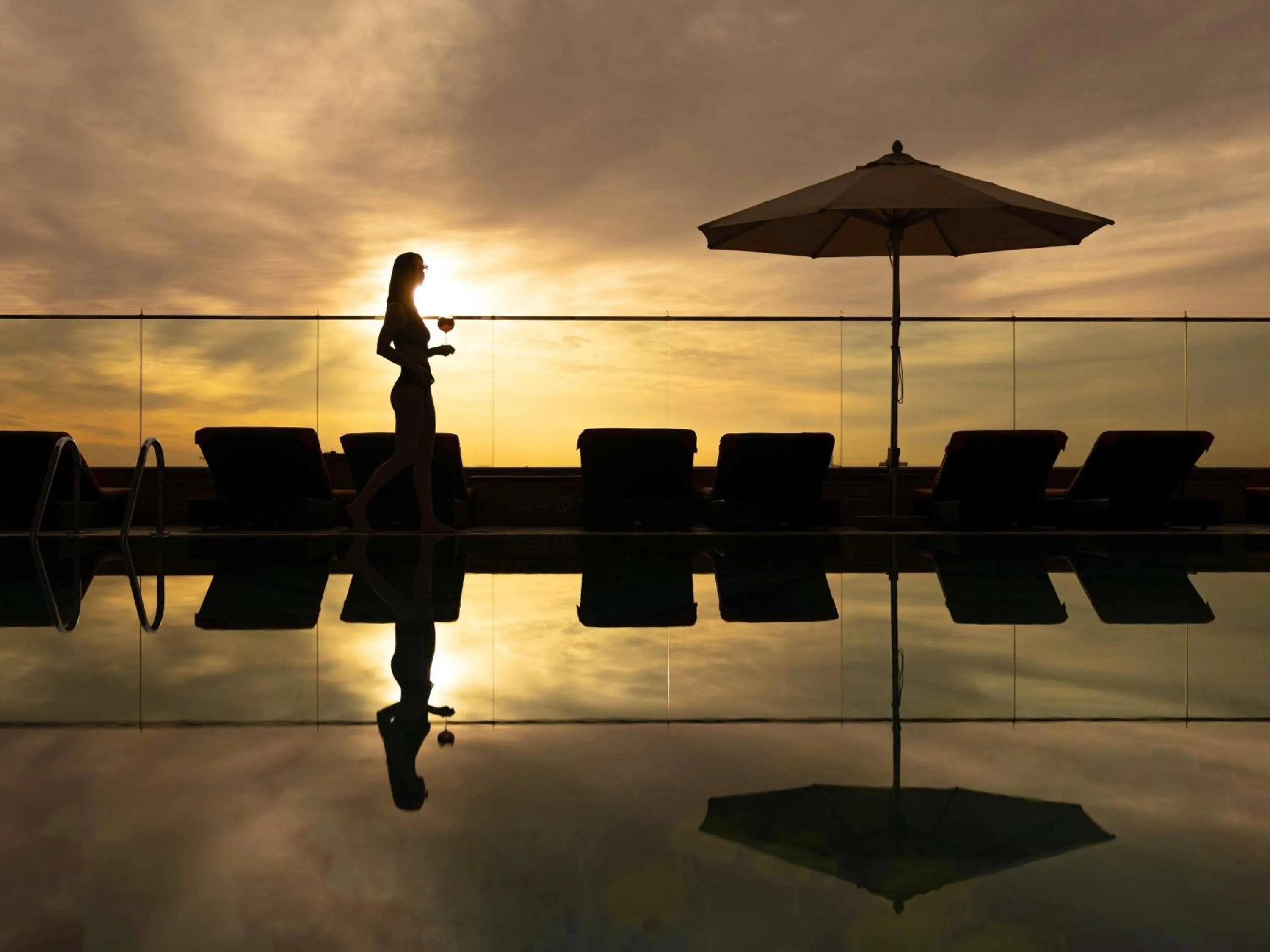 Pool view in Fairmont Dubai
