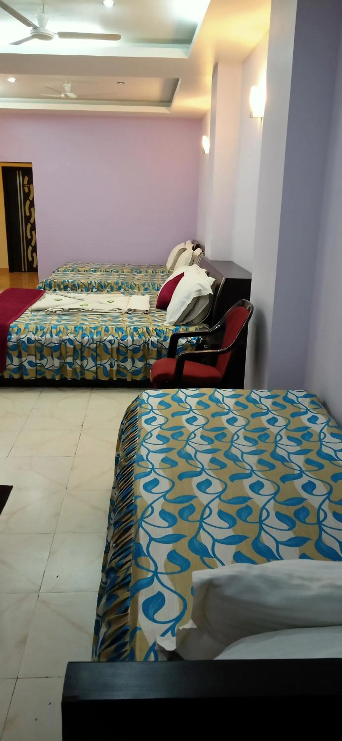 Photo of the whole room in Hotel Barbareek