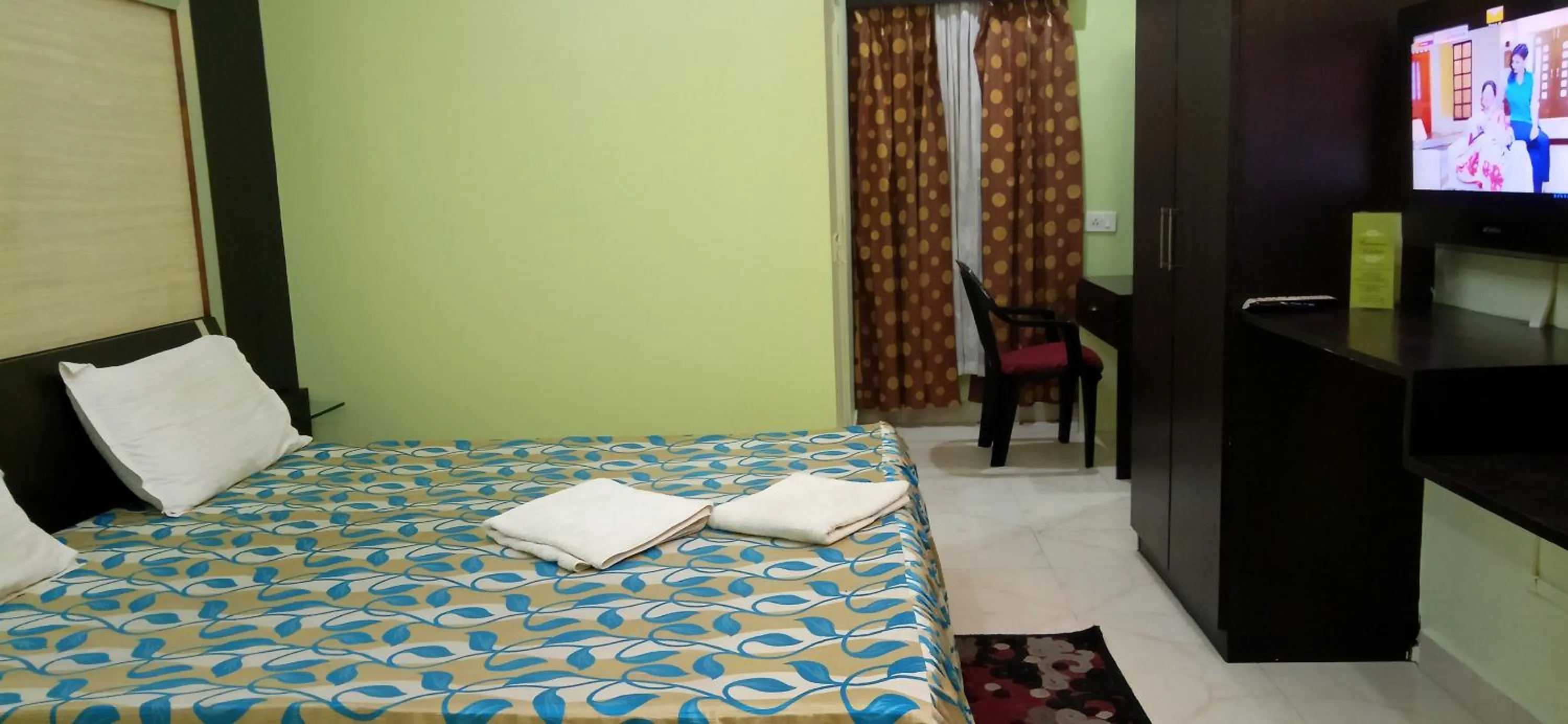 Photo of the whole room in Hotel Barbareek