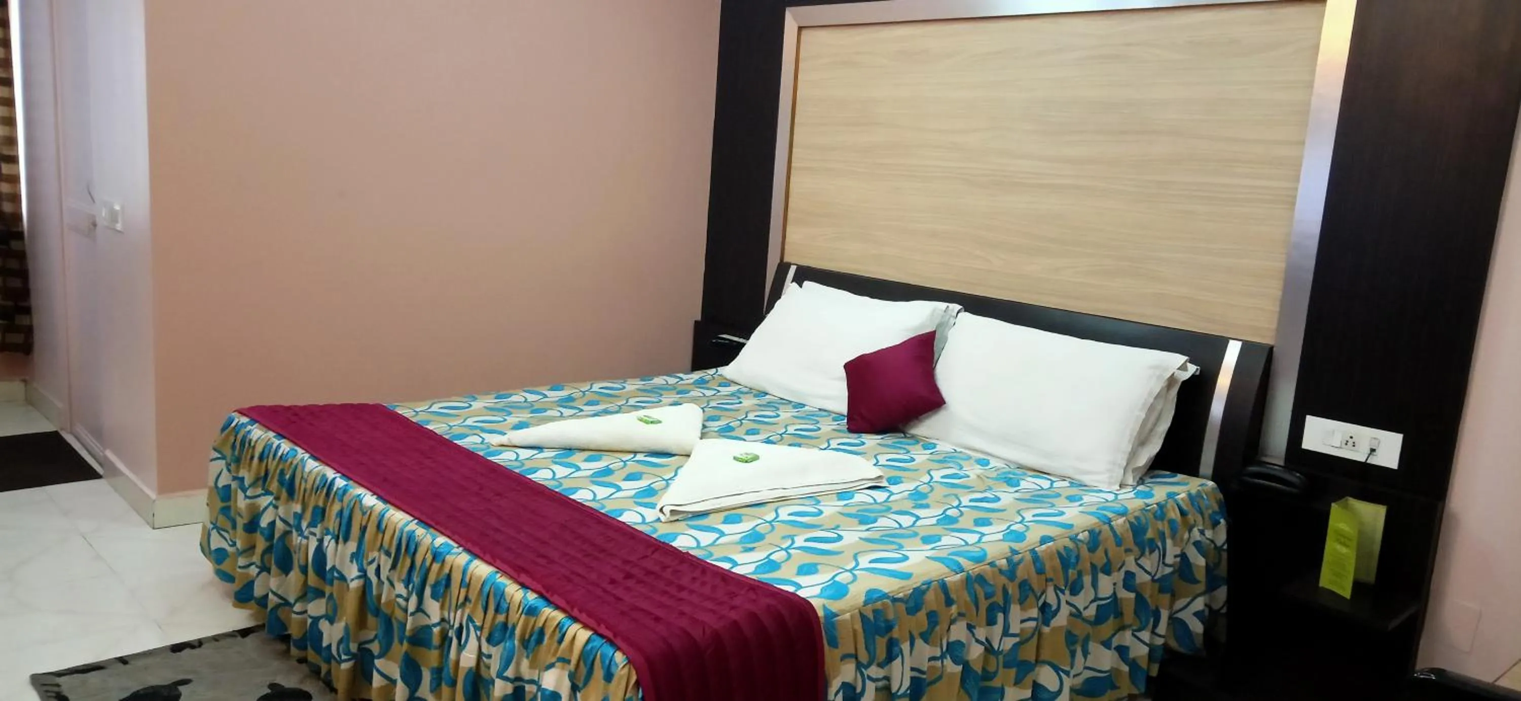 Bed in Hotel Barbareek