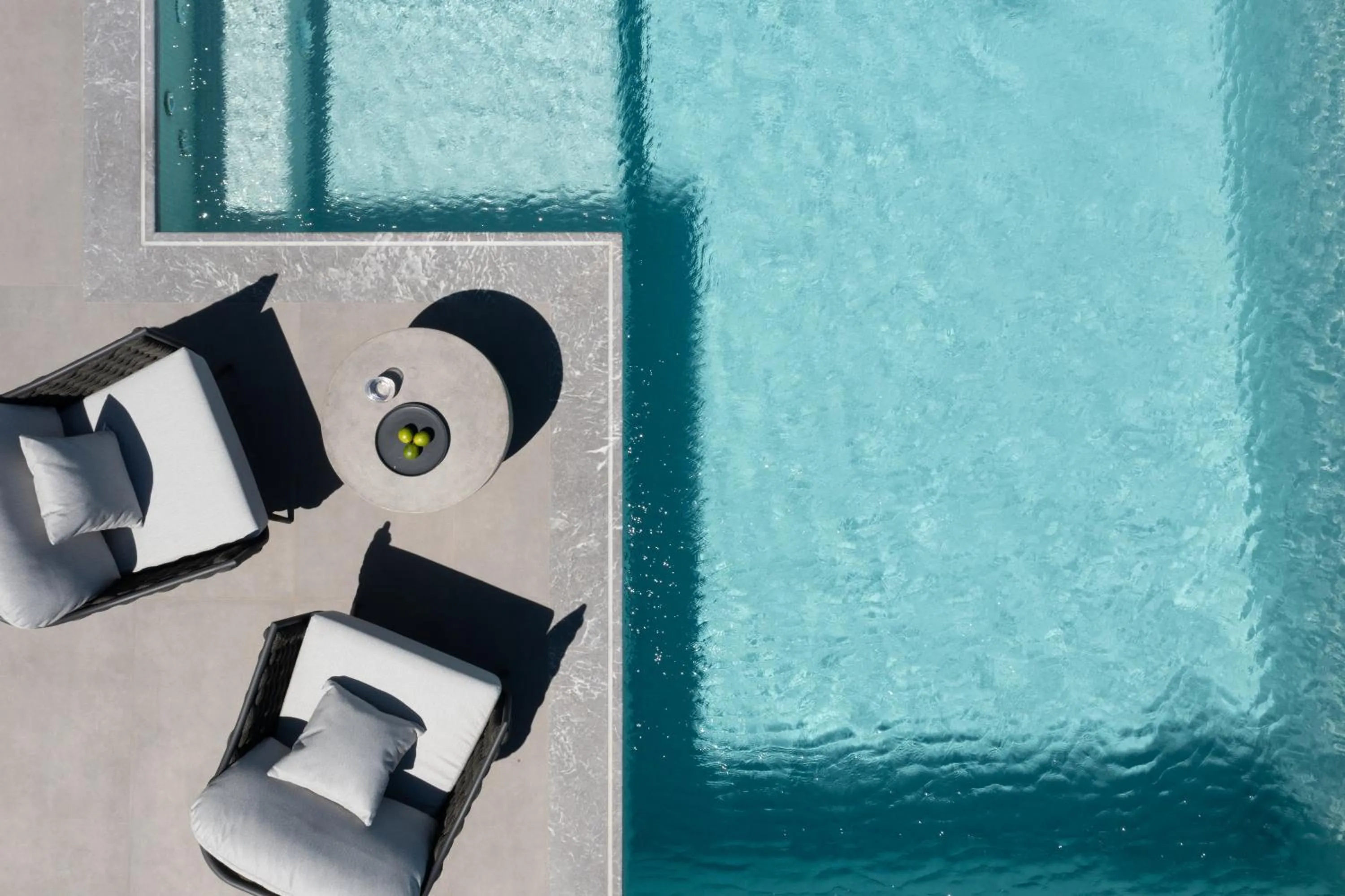 Swimming pool in La Ponta Villas & Suites