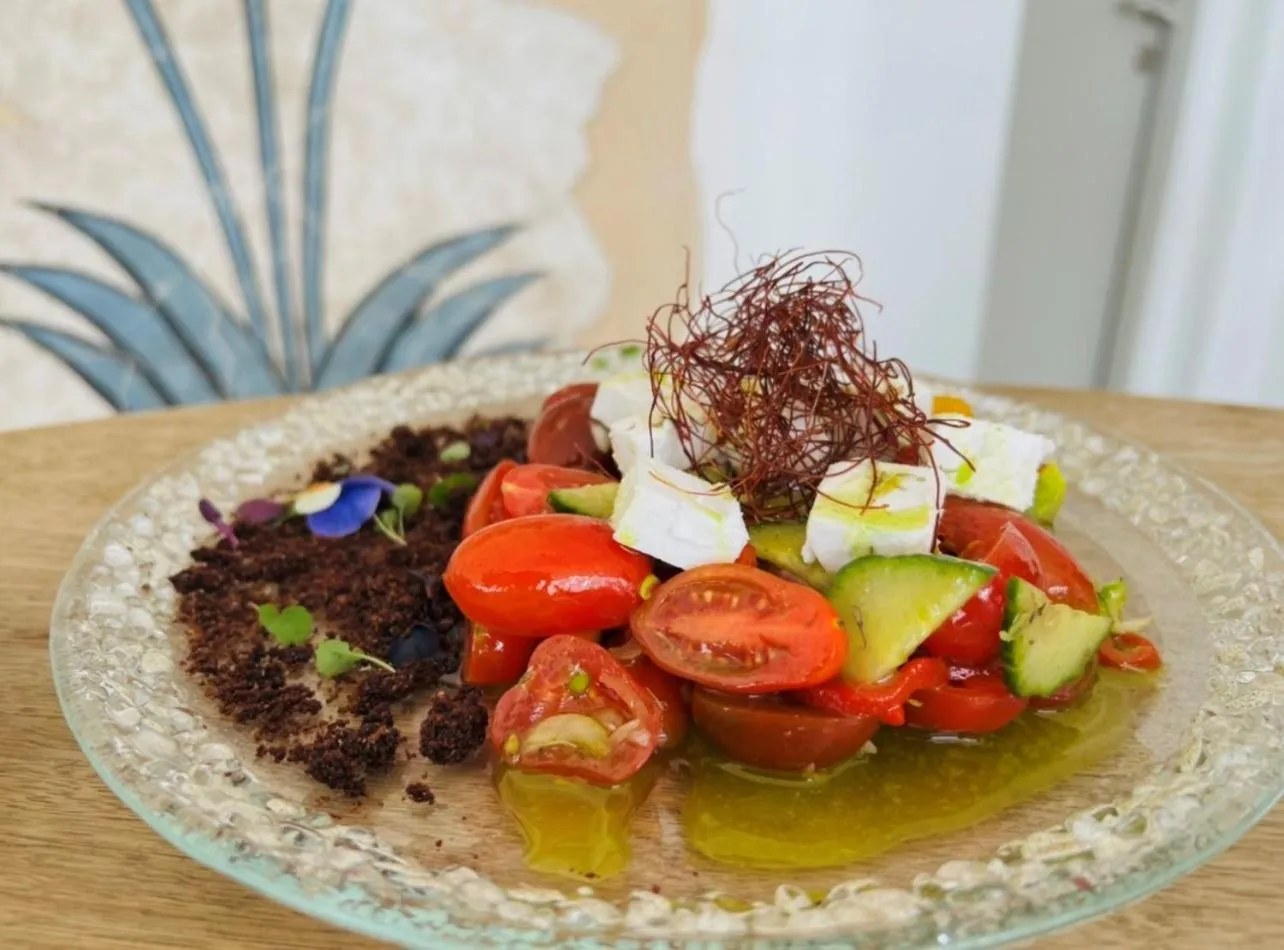 Food in La Ponta Villas & Suites