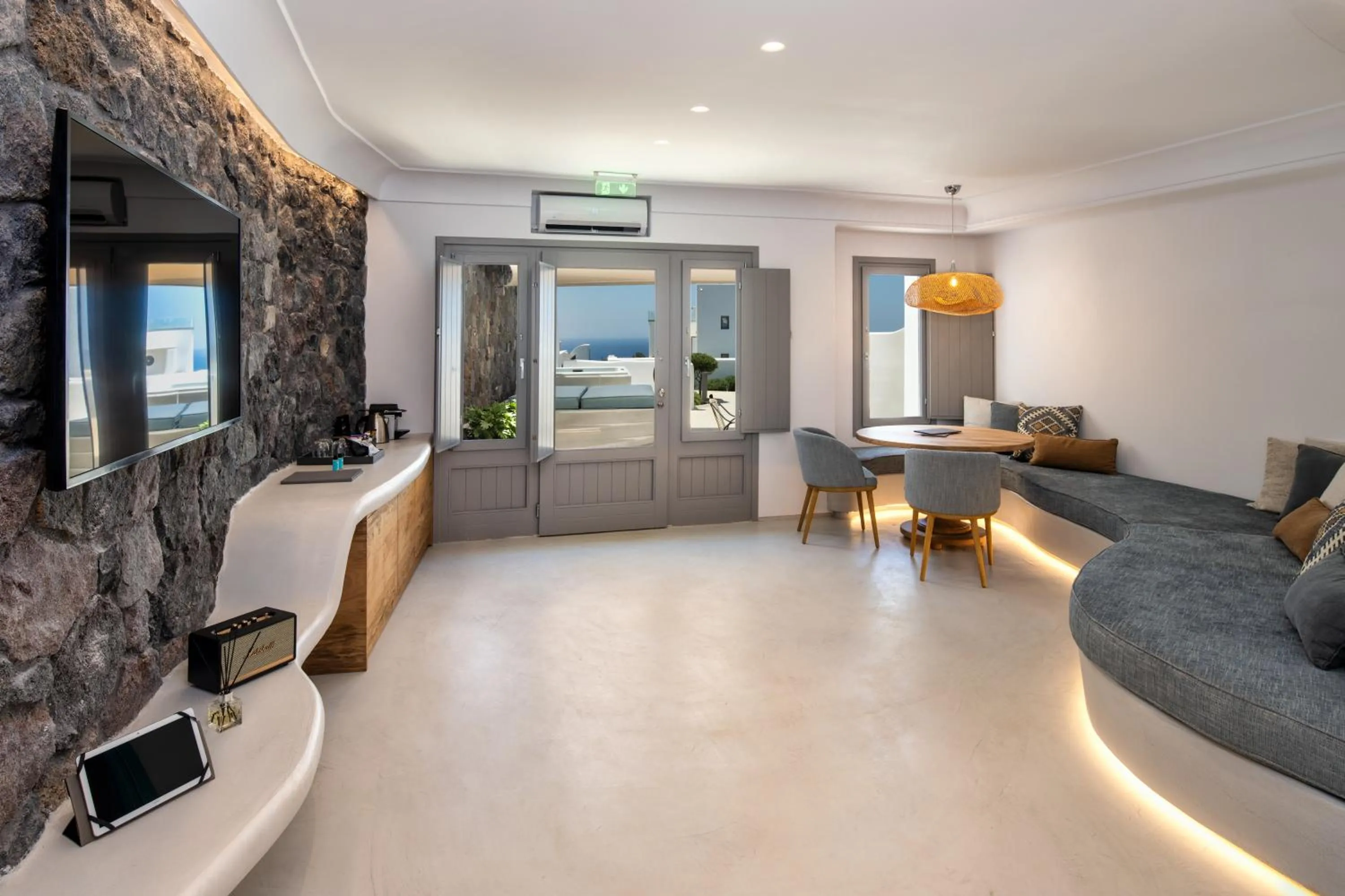 Living room in La Ponta Villas & Suites