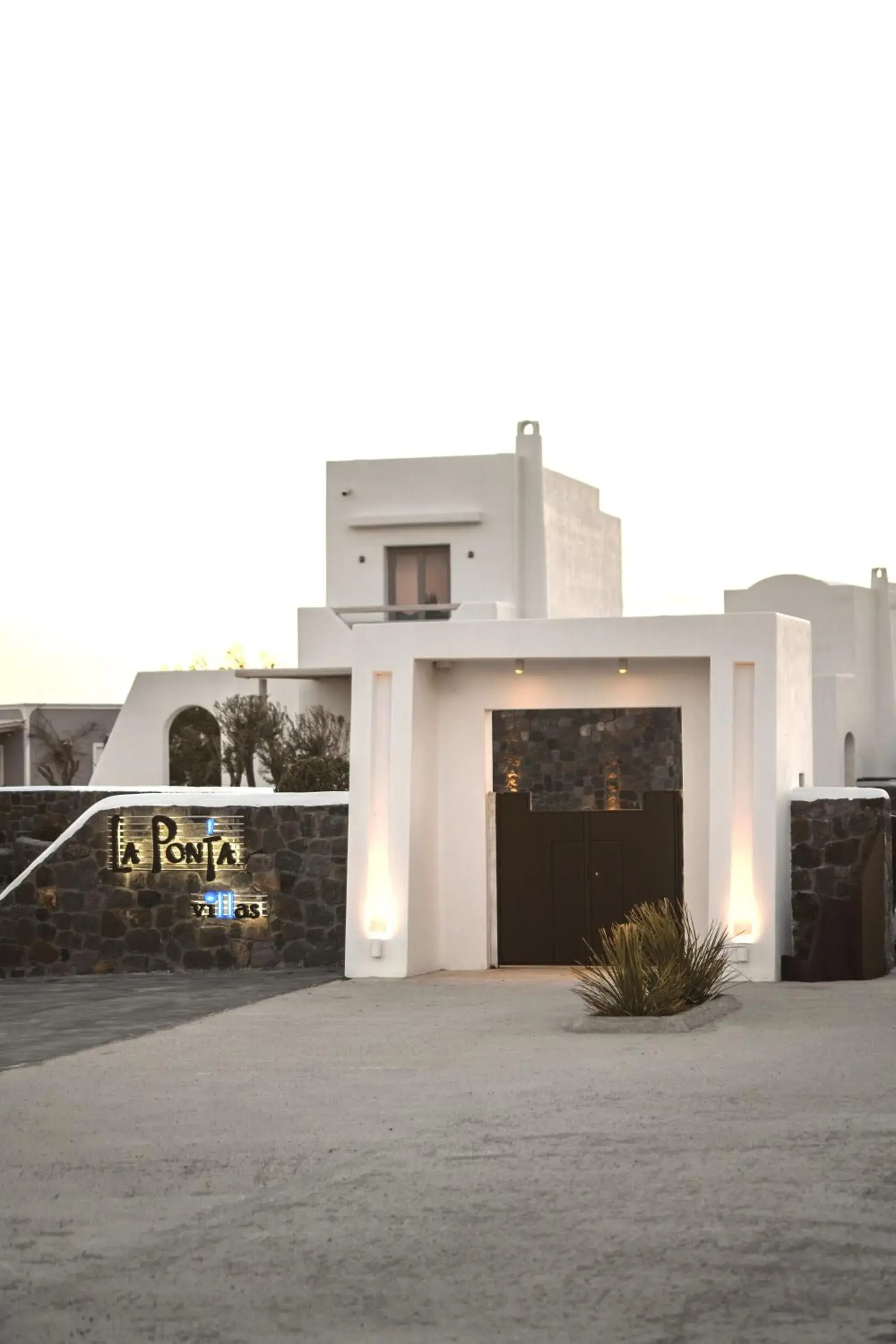 Property building in La Ponta Villas & Suites Property building in La Ponta Villas & Suites