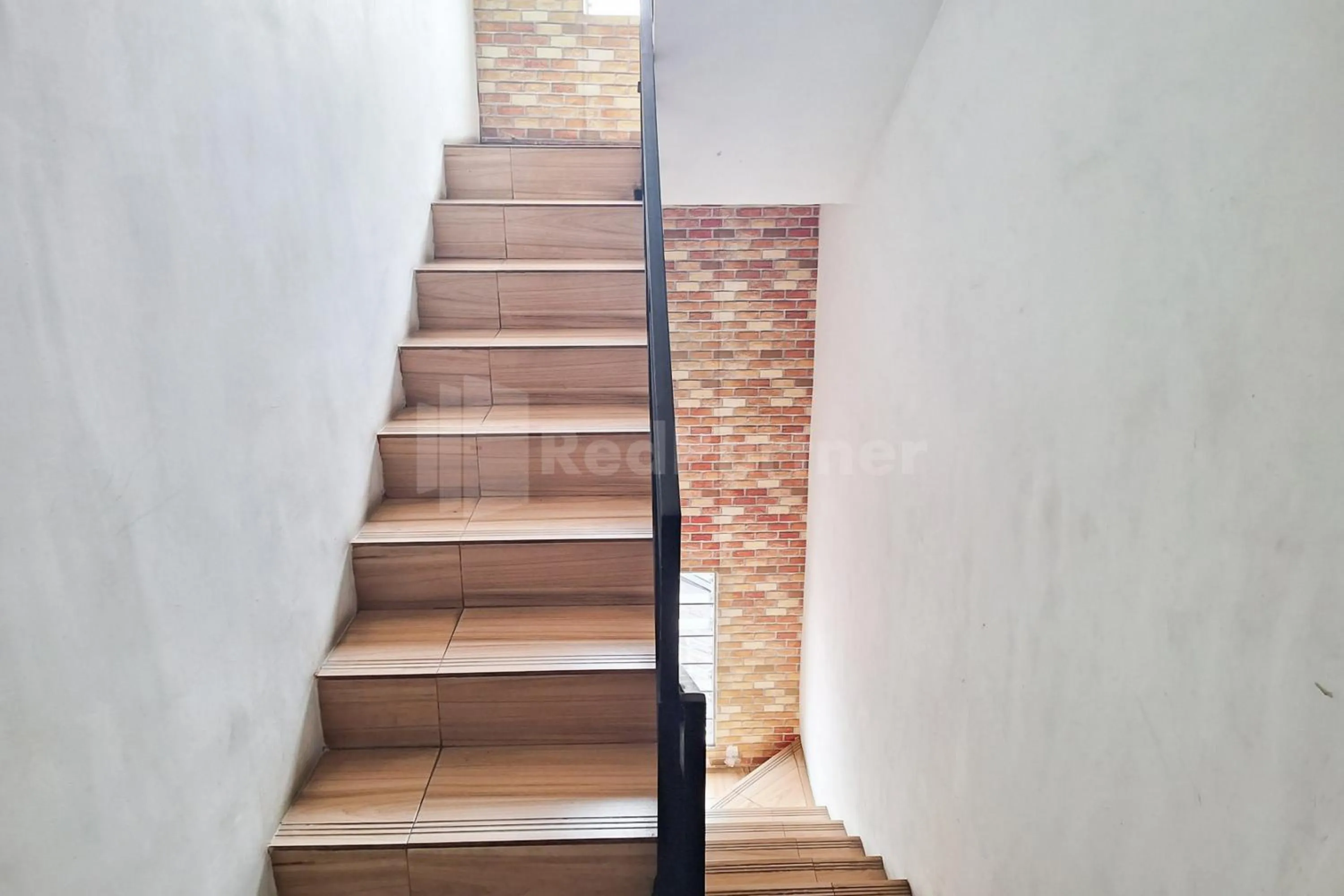 Property building in Joy Homestay At Pulomas RedPartner