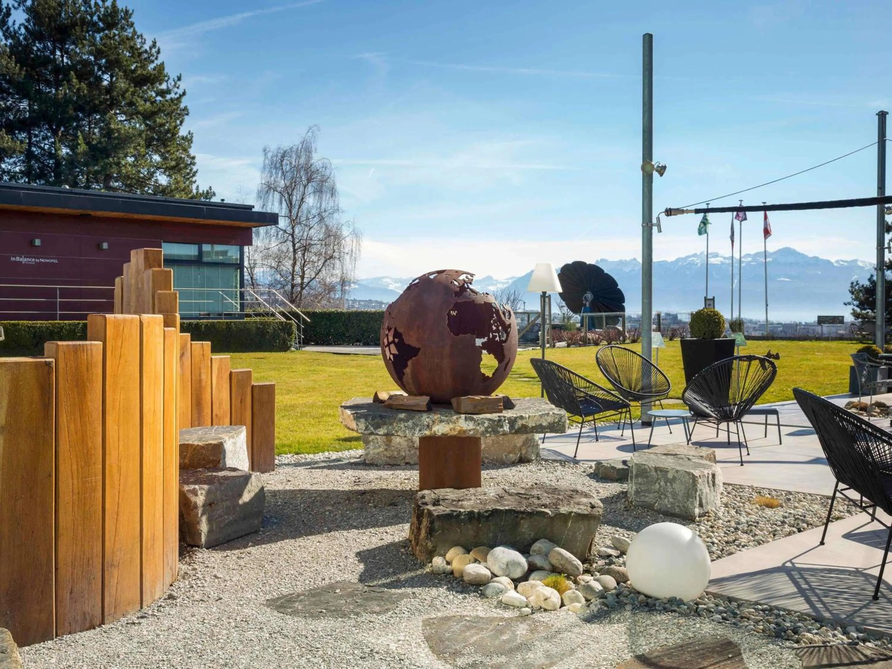 Restaurant/places to eat in Novotel Lausanne Bussigny