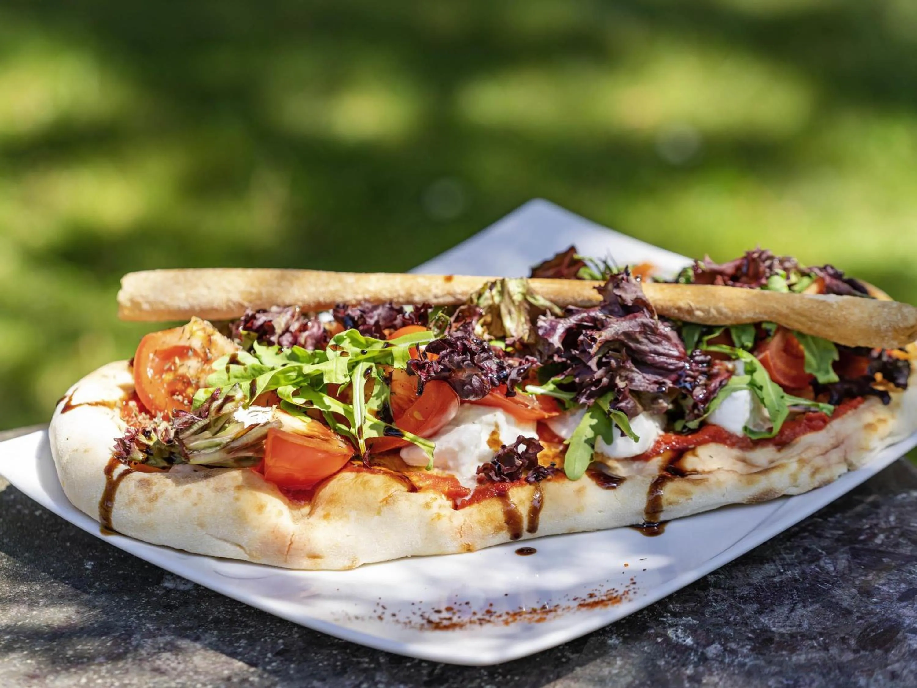 Restaurant/places to eat in Novotel Lausanne Bussigny