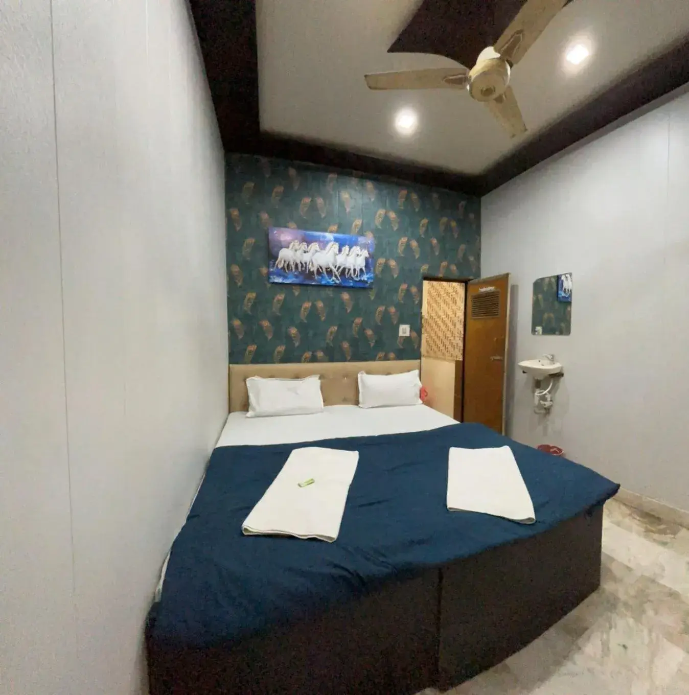 Standard Double or Twin Room in Saniya palace Standard Double or Twin Room in Saniya palace