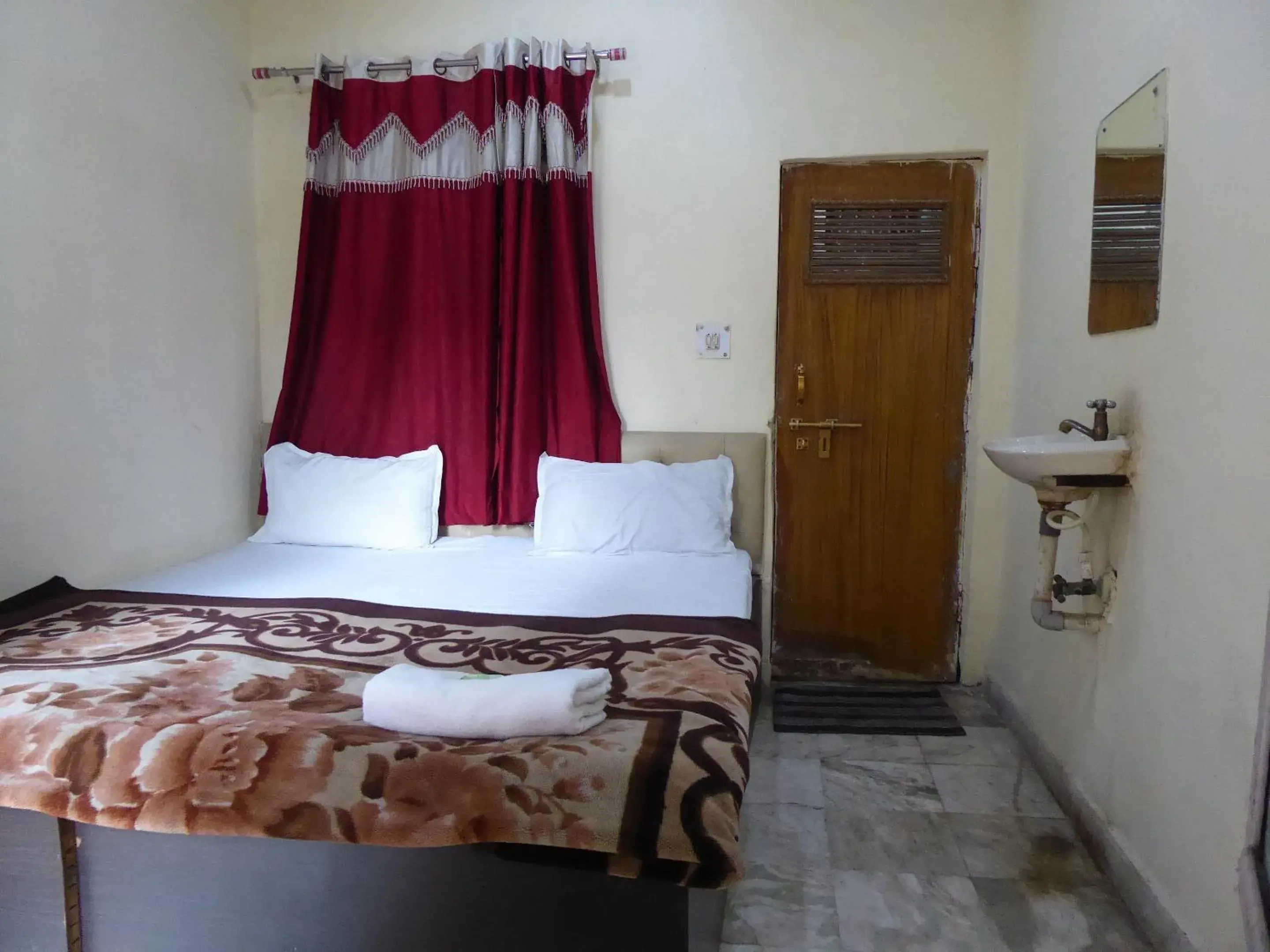 Double or Twin Room - single occupancy in Saniya palace Double or Twin Room - single occupancy in Saniya palace
