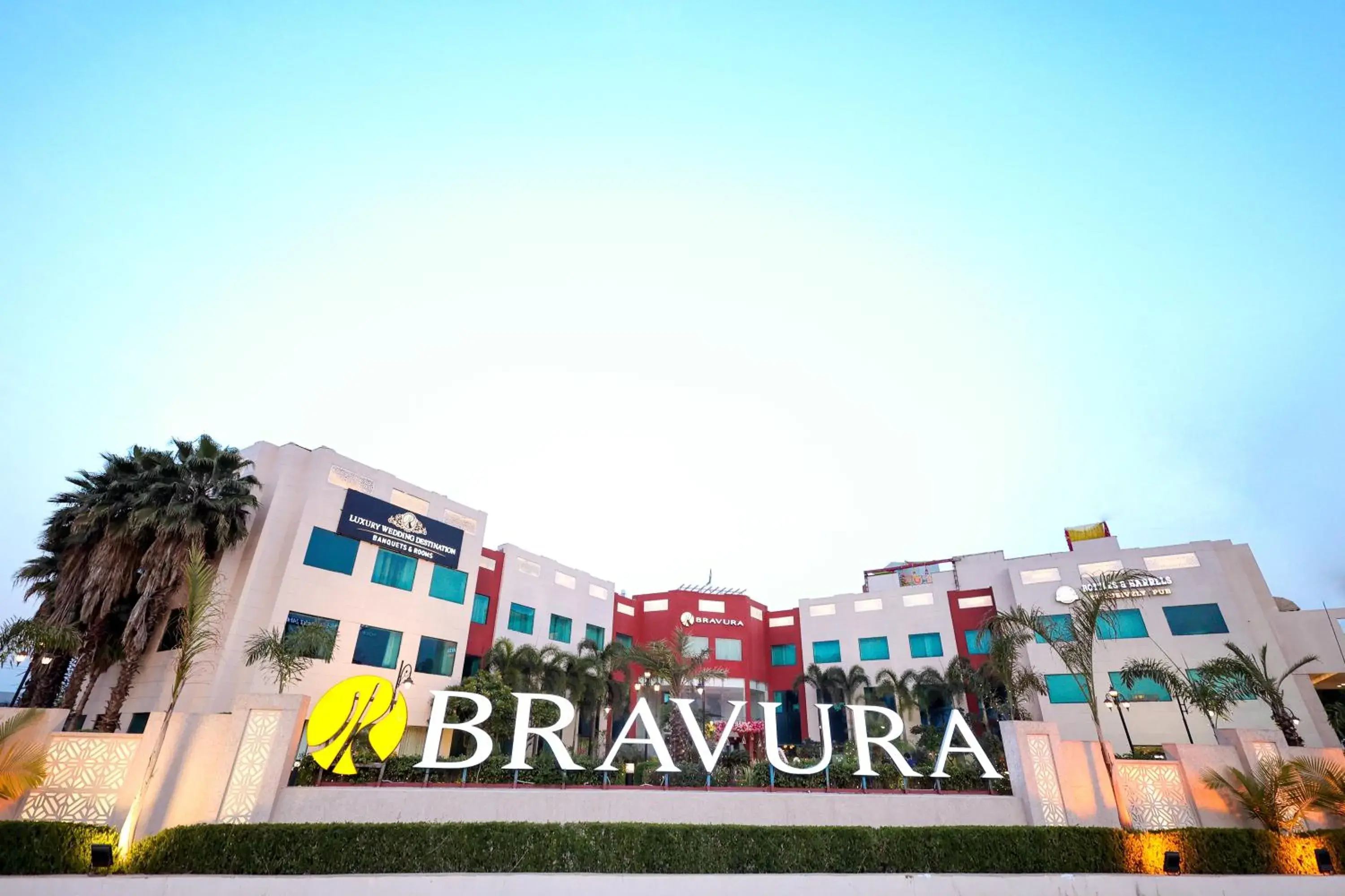 Property building in Bravura Gold Resort Property building in Bravura Gold Resort