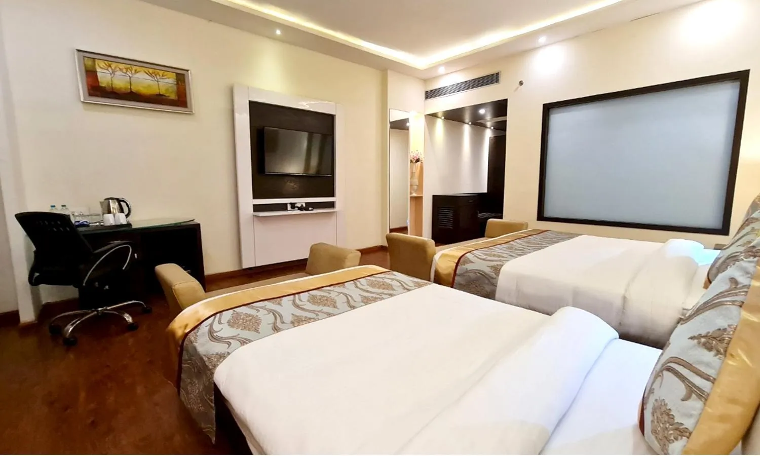 Bedroom, Bed in Bravura Gold Resort