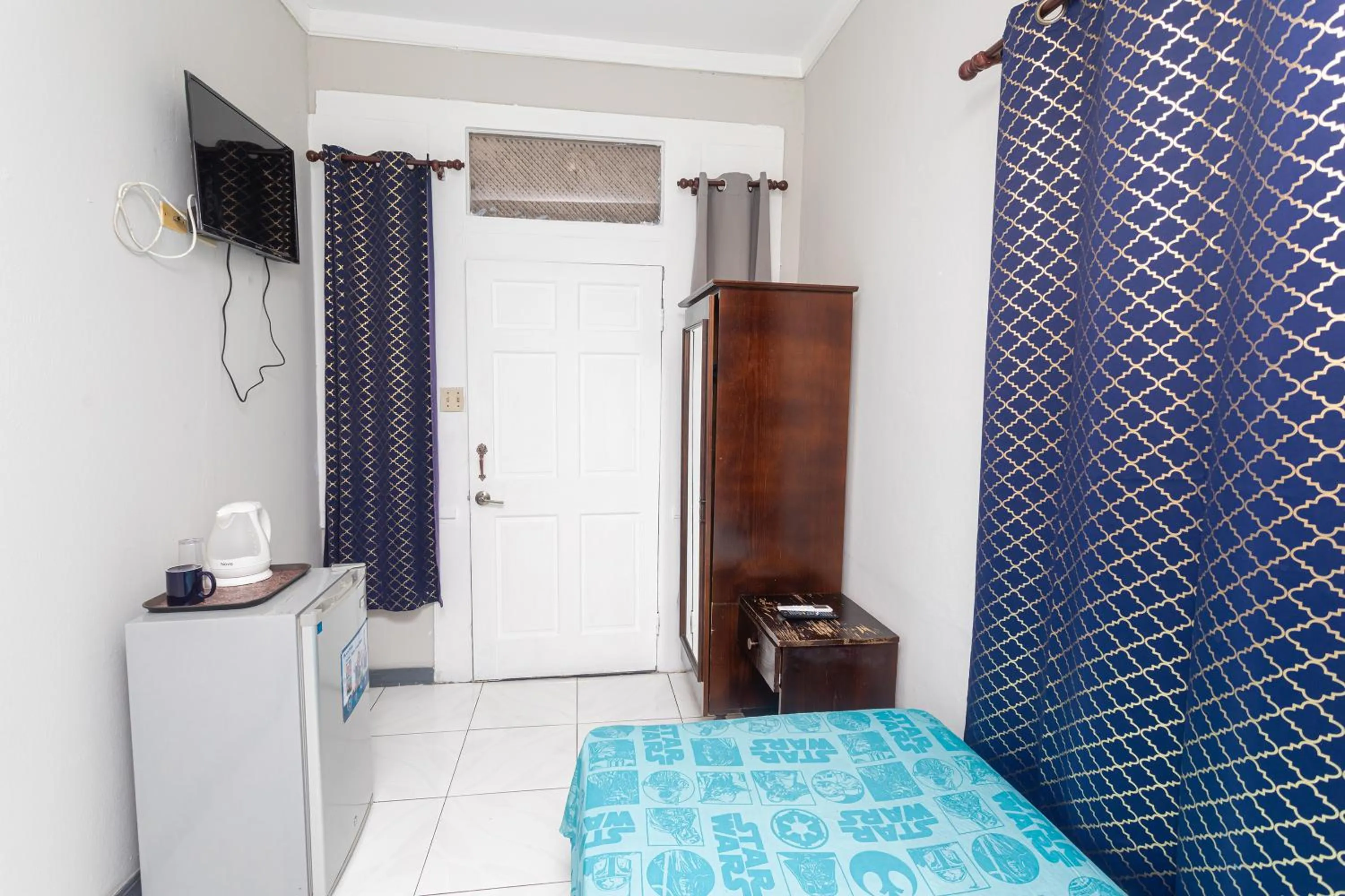 Bed in Caribic House