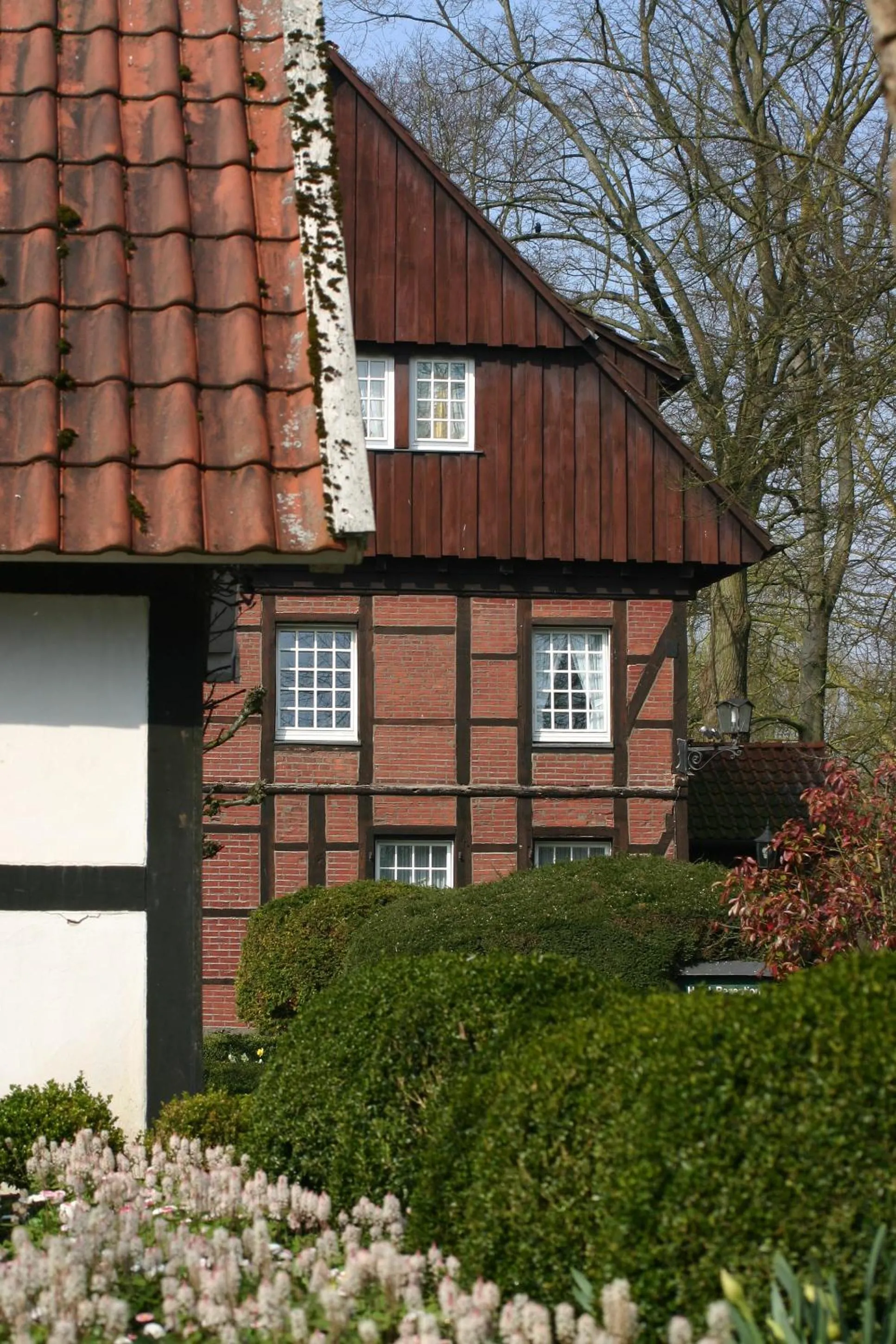 Property building in Romantik Hotel Hof zur Linde