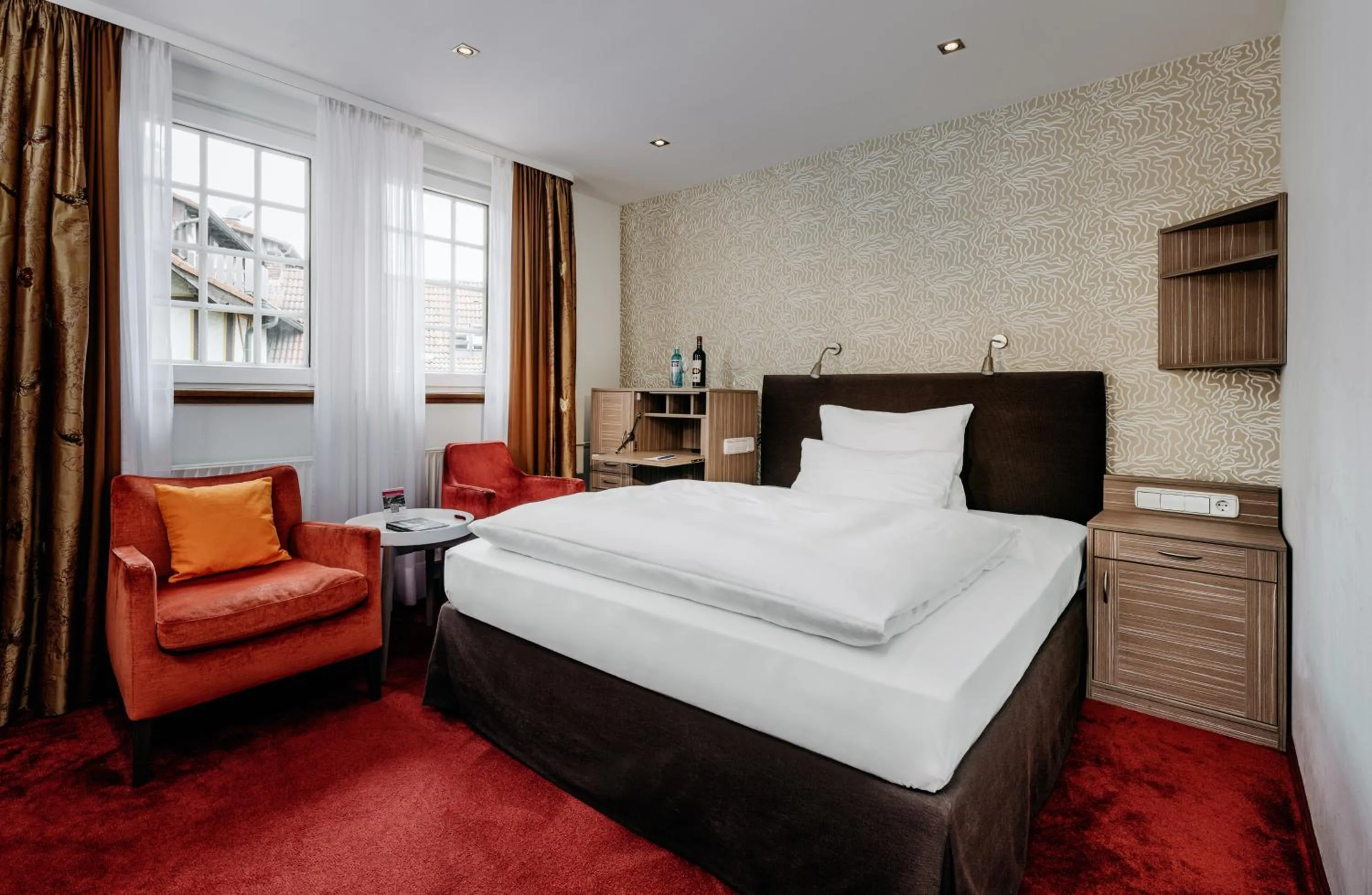 Photo of the whole room, Bed in Romantik Hotel Hof zur Linde