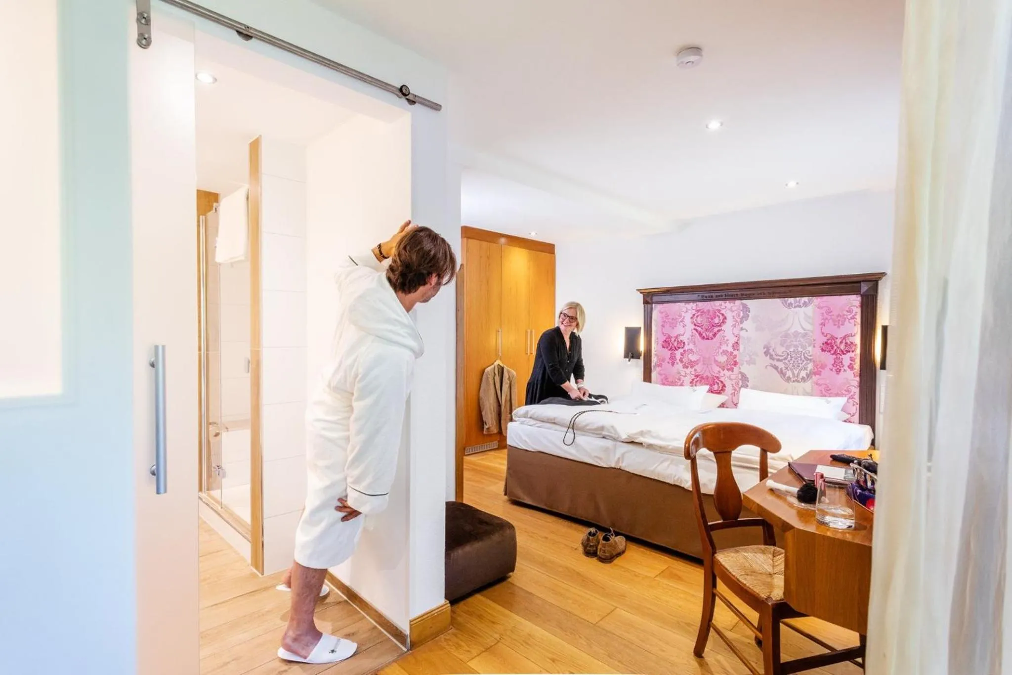 Photo of the whole room, Bed in Romantik Hotel Hof zur Linde