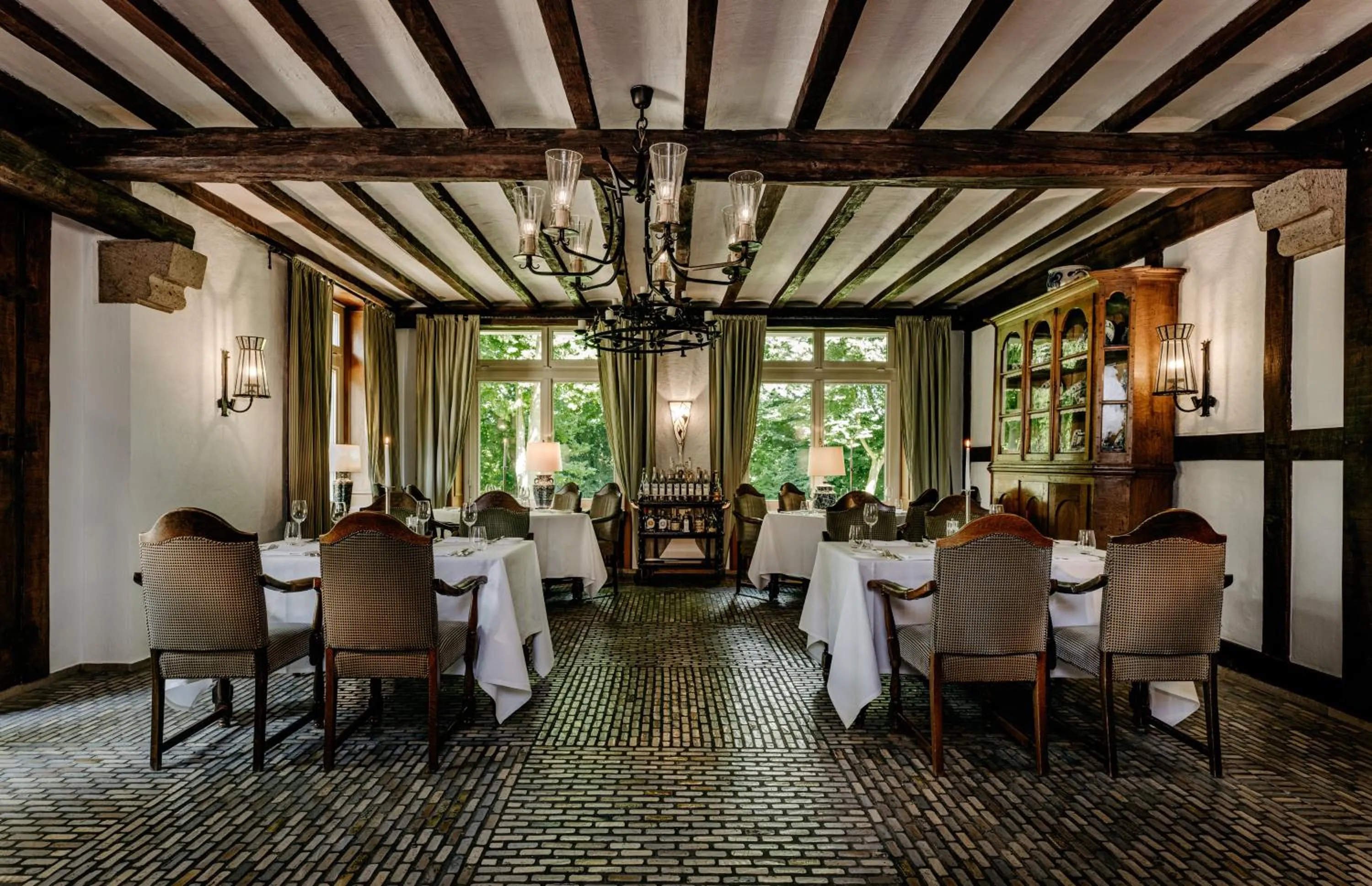 Restaurant/places to eat in Romantik Hotel Hof zur Linde