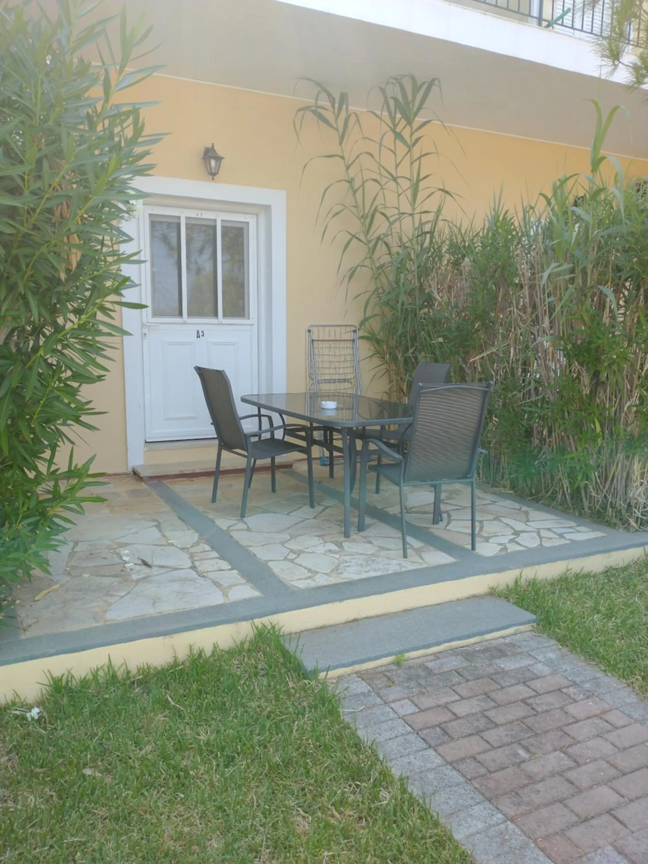 Summer Garden Αpartments & Studios