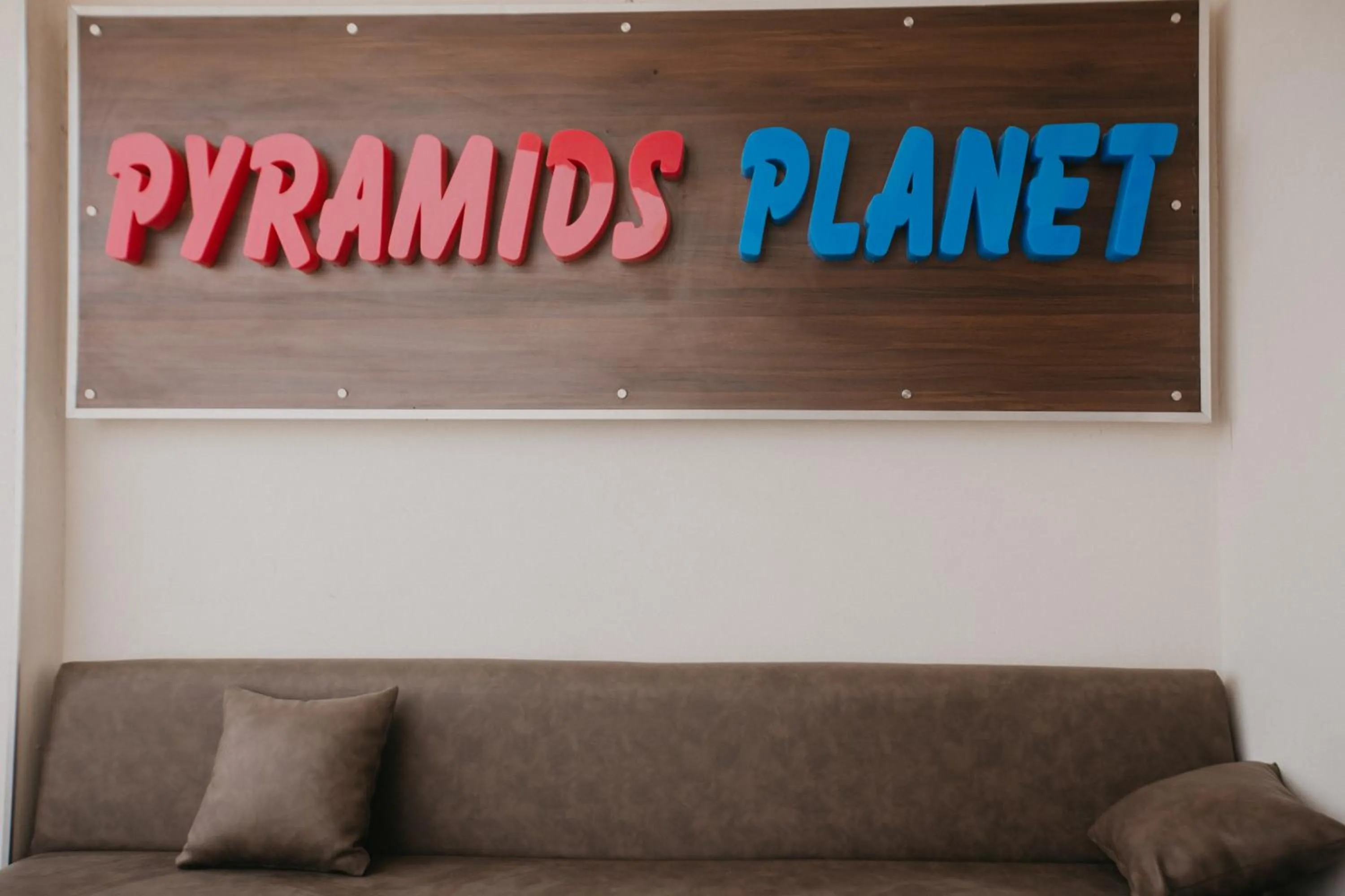 Restaurant/places to eat in Pyramids Planet Hotel