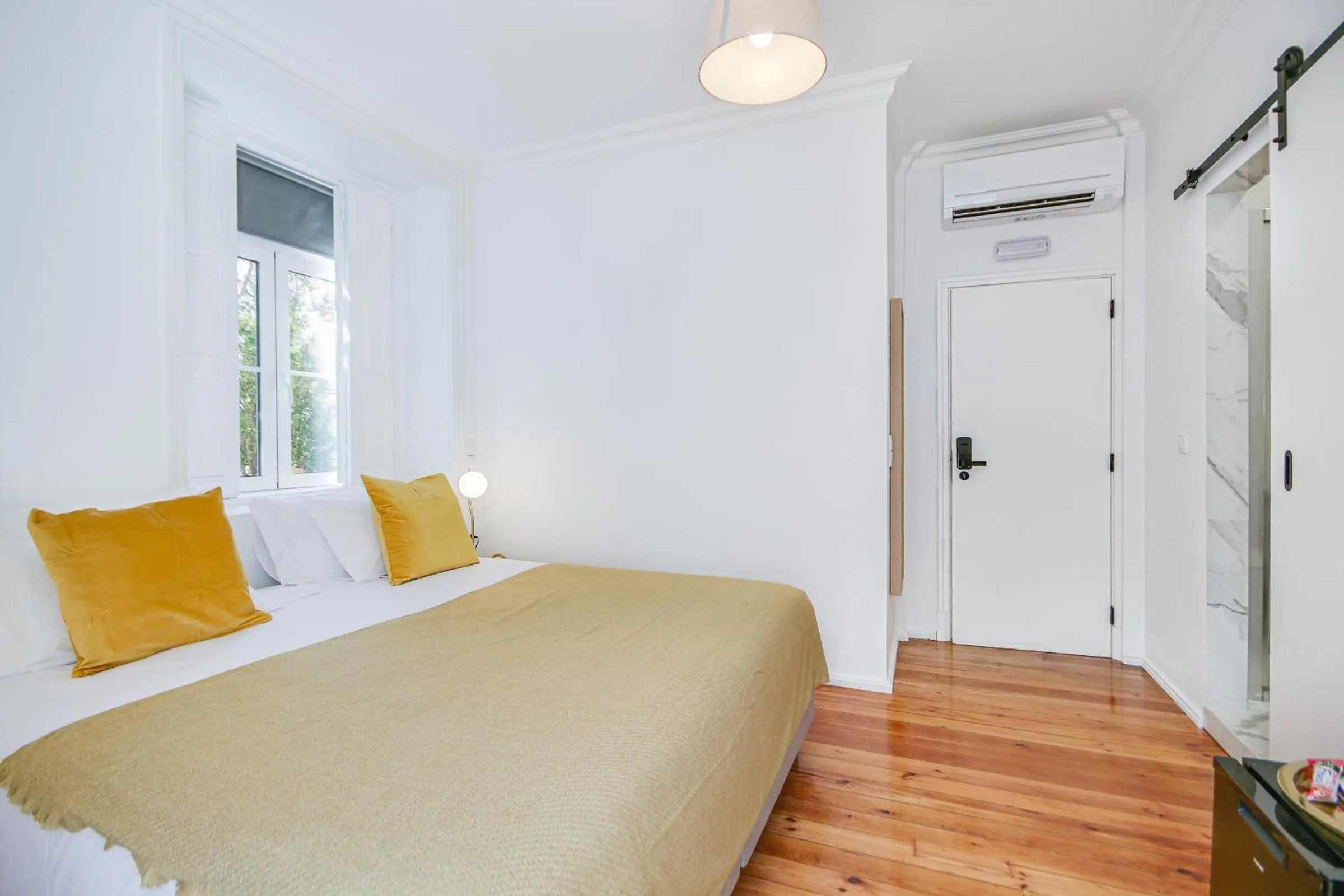 Bedroom, Bed in Alvalade Palace