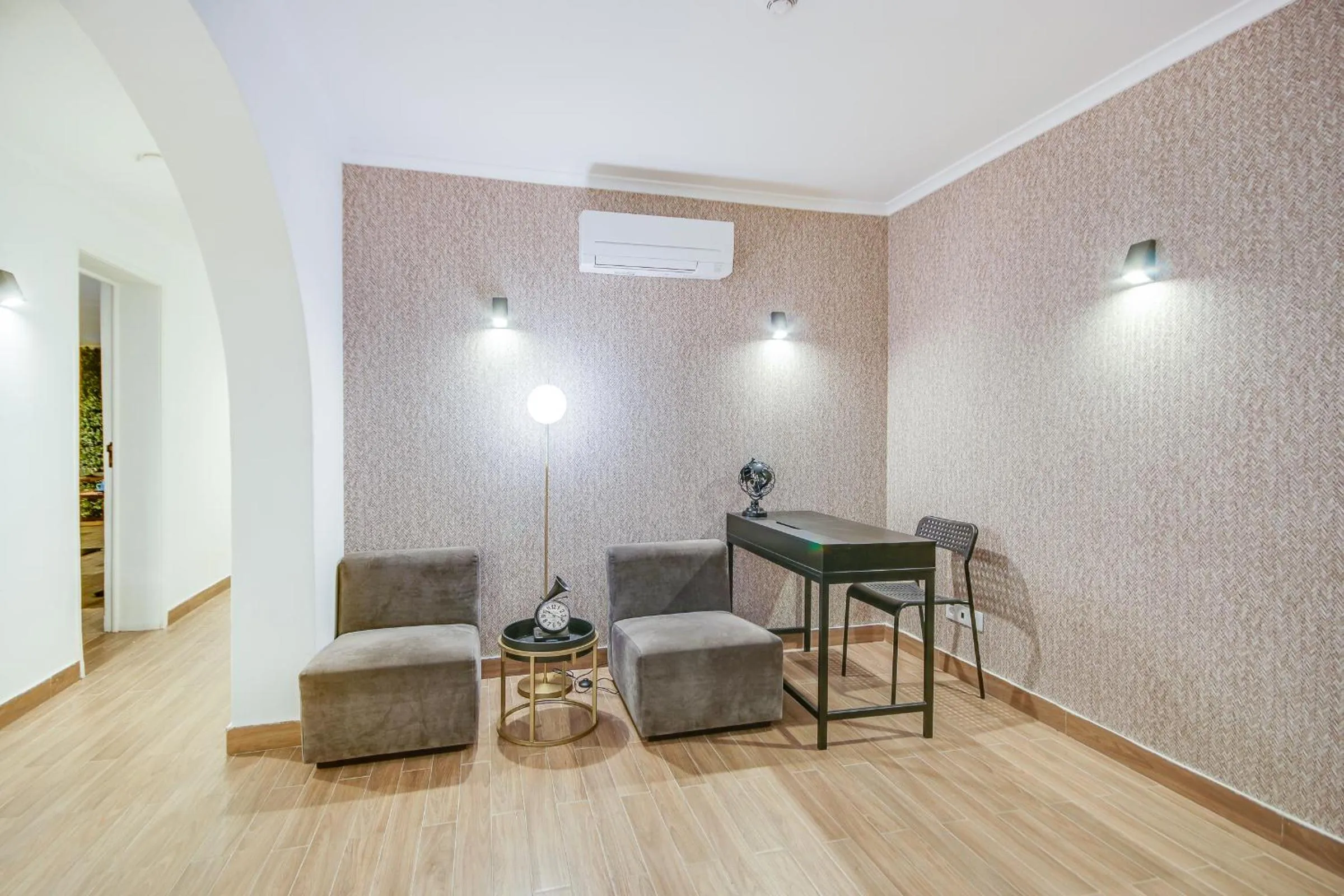 Seating area in Alvalade Palace