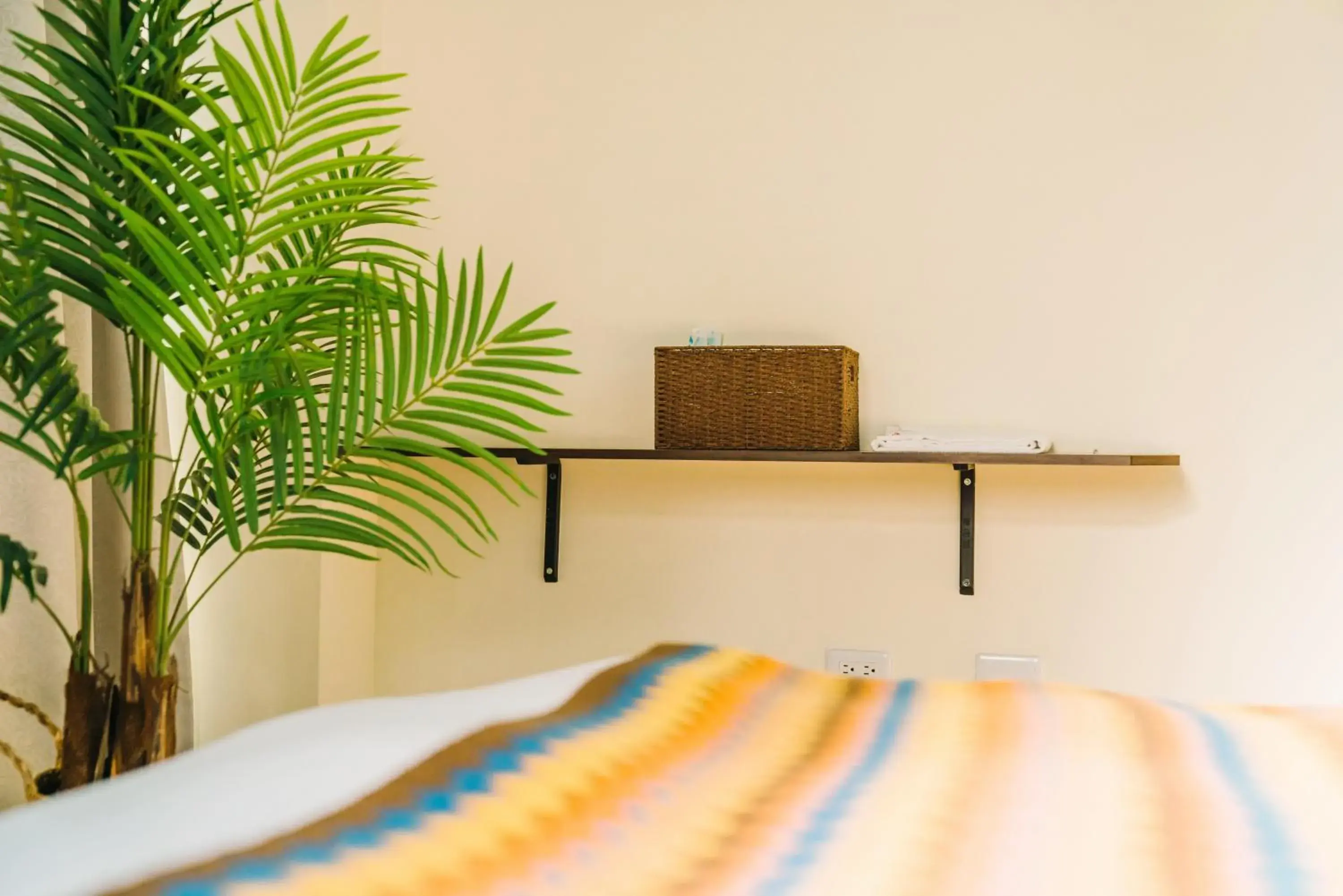 Bed in Fun Trip - Fu May Sea View Holiday house l 無敵海景交誼廳 l 附汽機車租賃 l Bed in Fun Trip - Fu May Sea View Holiday house l 無敵海景交誼廳 l 附汽機車租賃 l