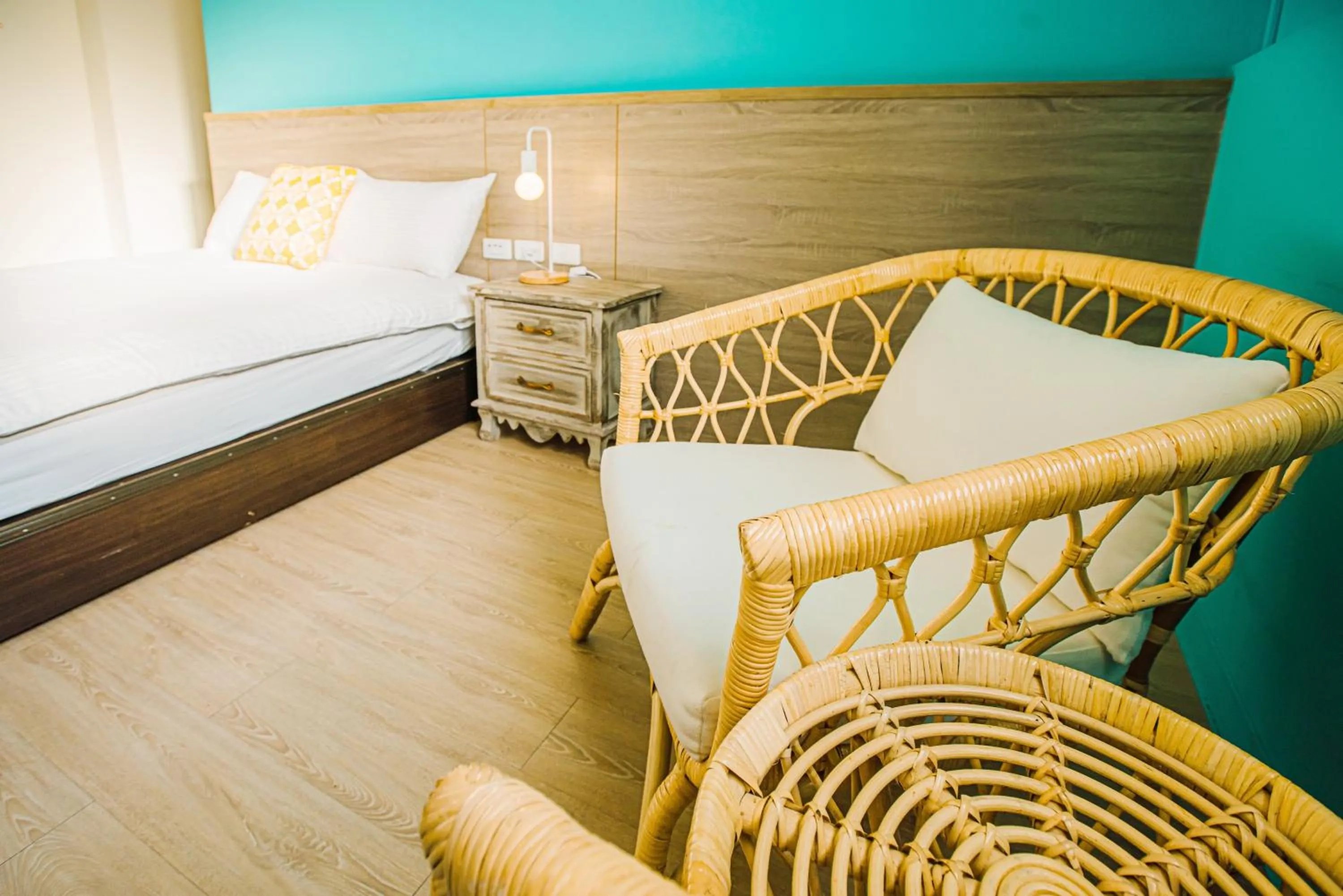 Photo of the whole room, Bed in Fun Trip - Fu May Sea View Holiday house l 無敵海景交誼廳 l 附汽機車租賃 l