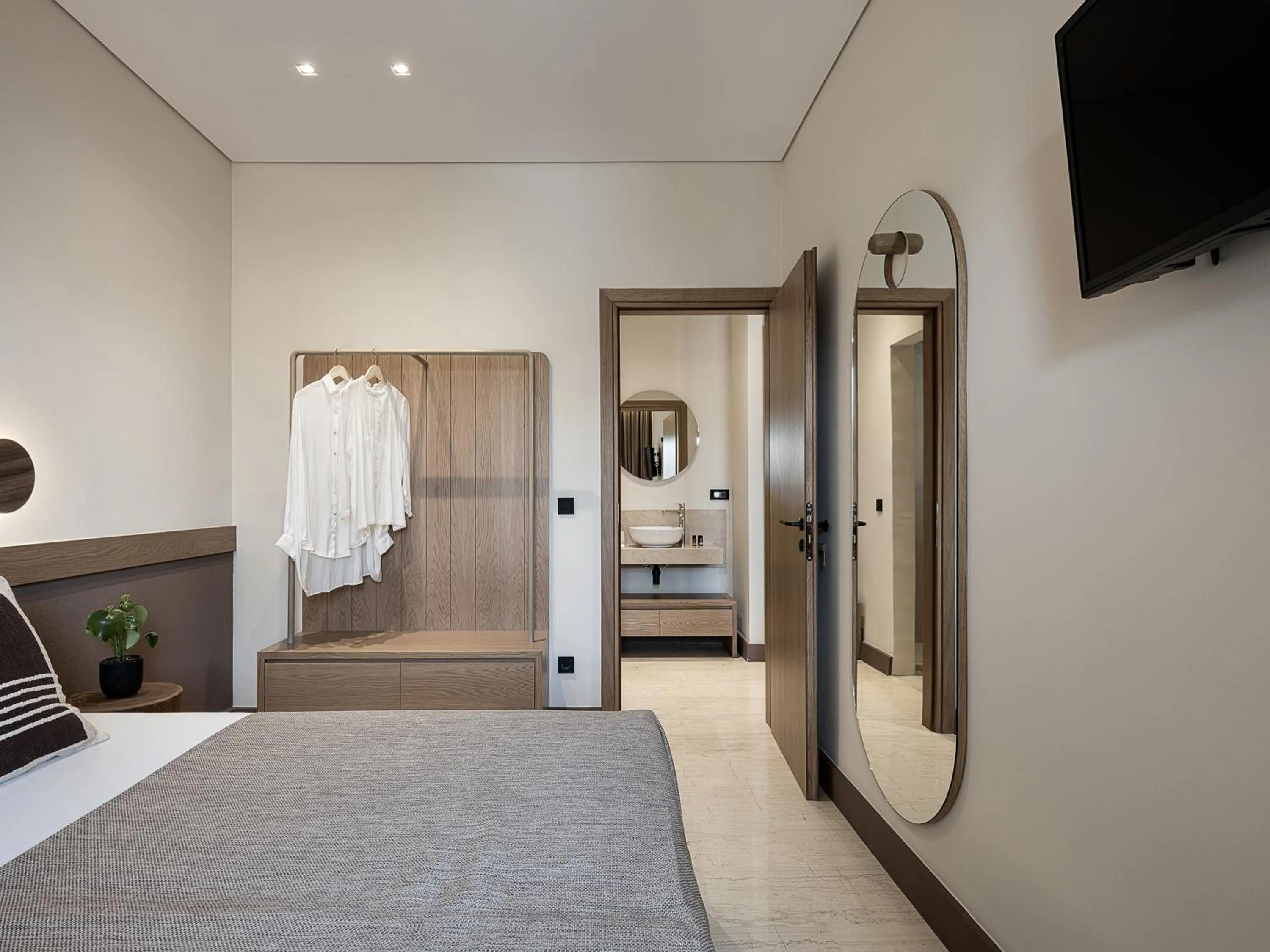 Bed in Esperides Beach Hotel Apartments