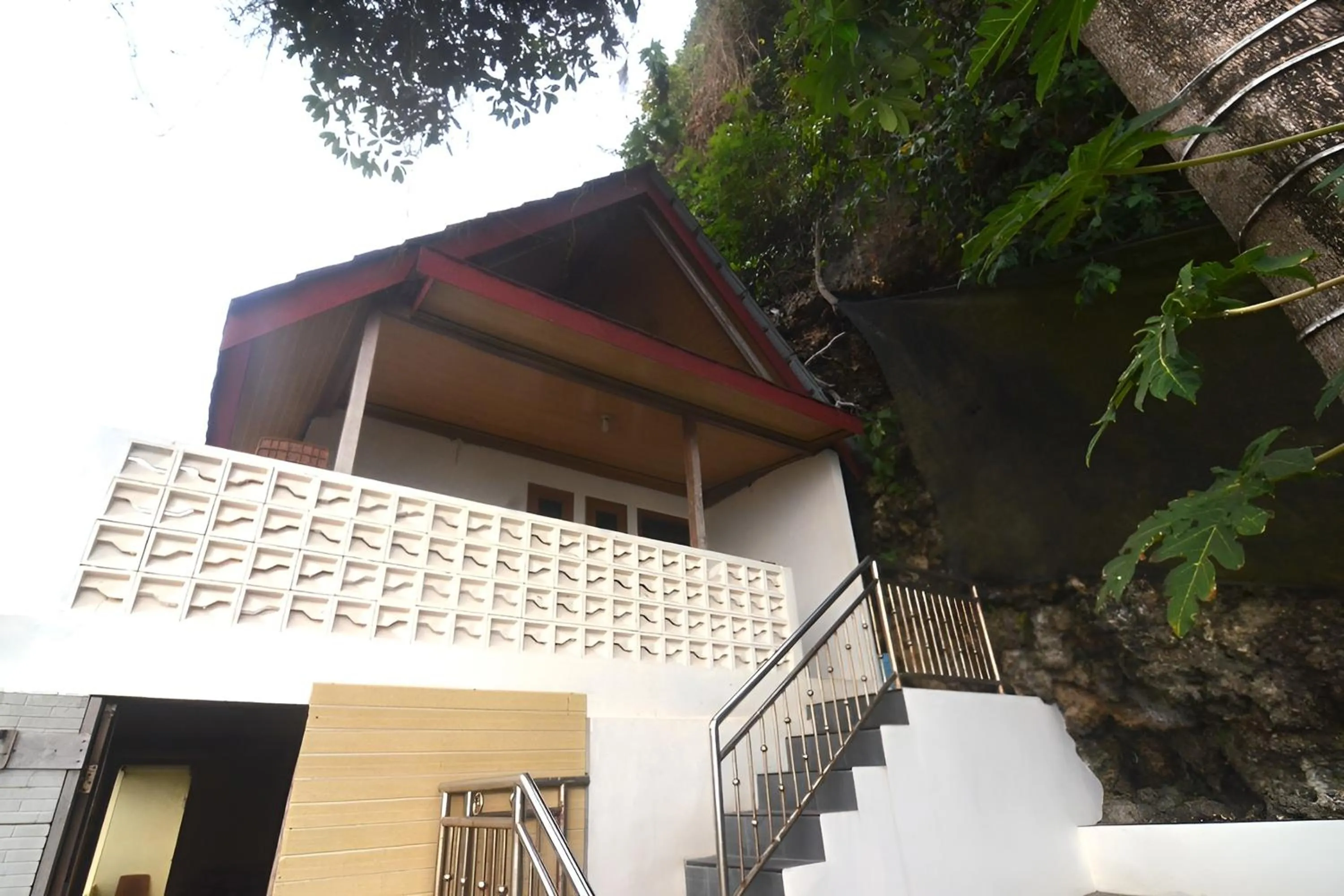 Property building in Villa Kopiori