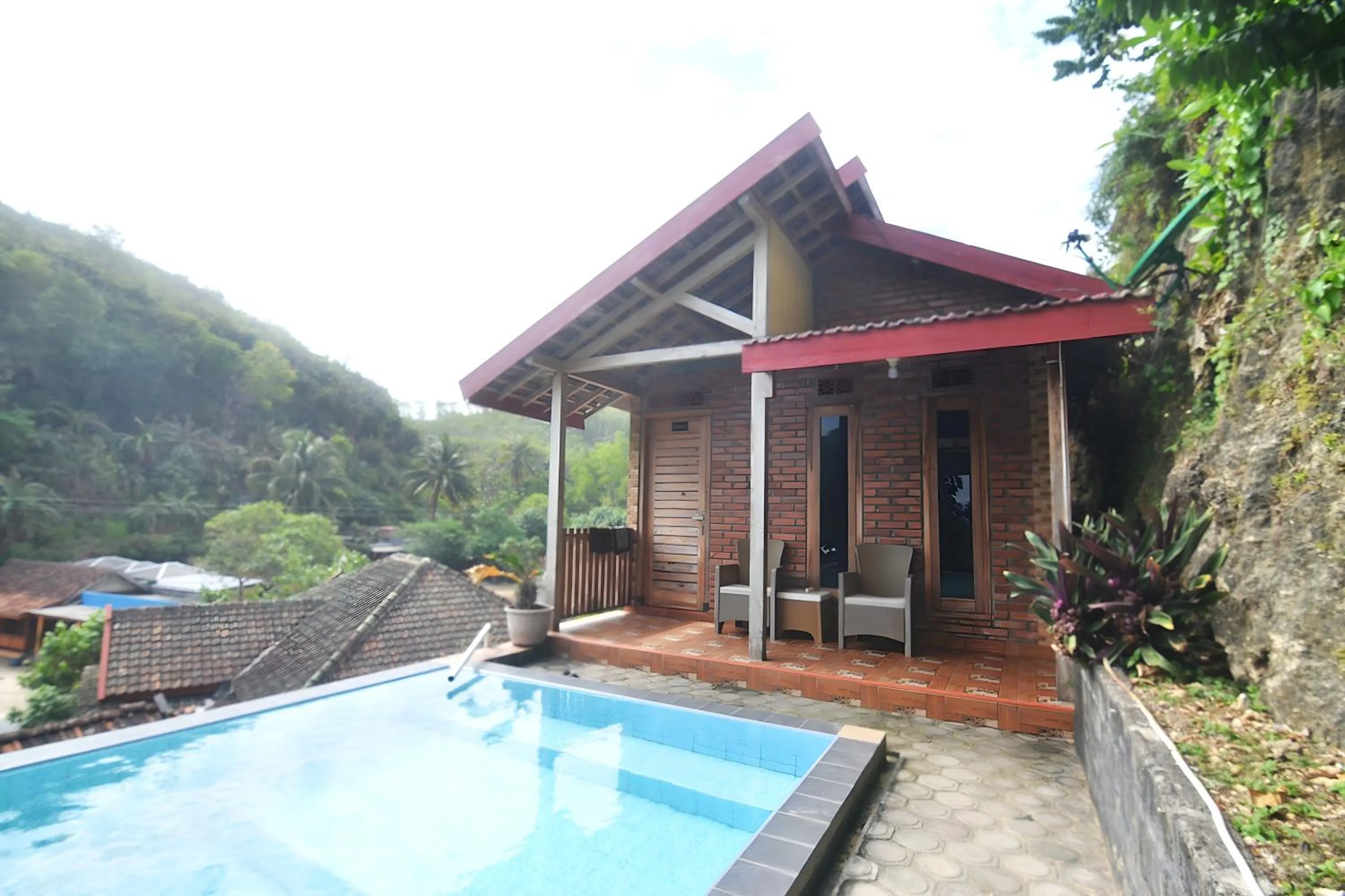Swimming pool in Villa Kopiori
