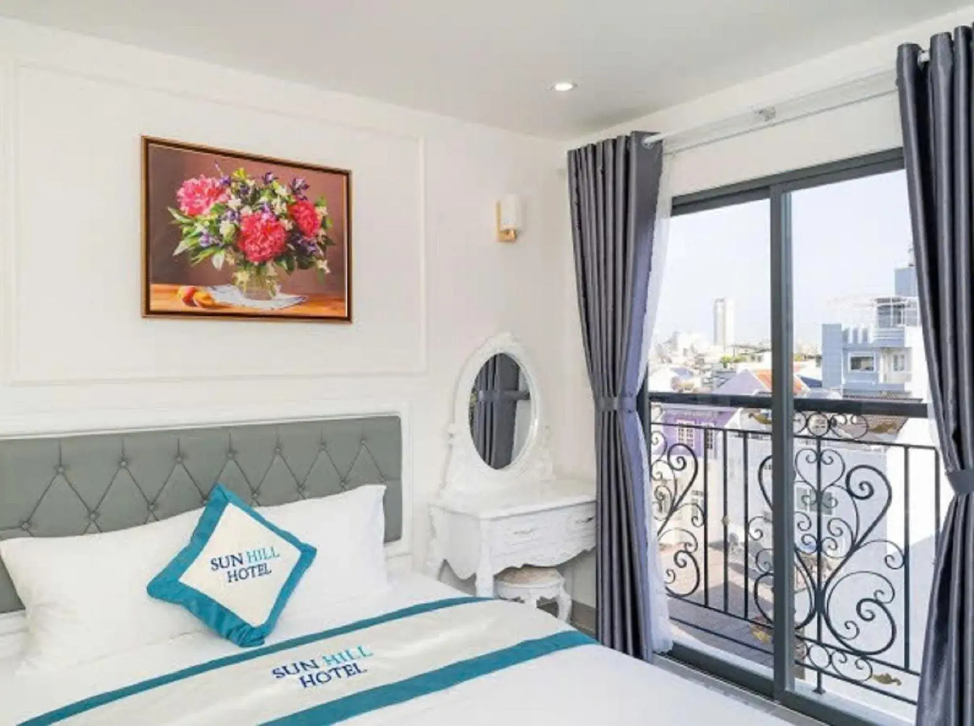 Bed in Sun Hill Hotel Bed in Sun Hill Hotel