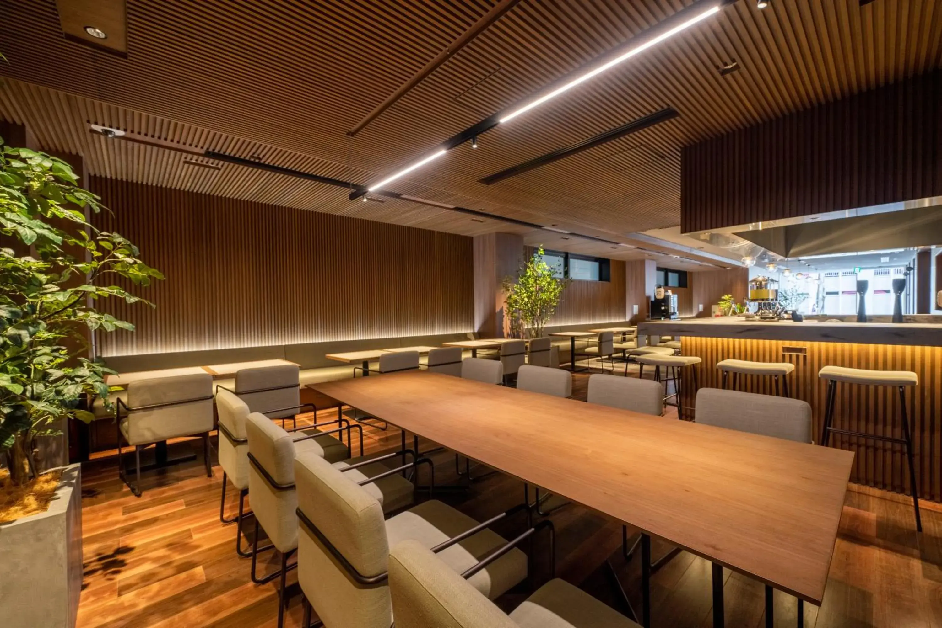 Restaurant/places to eat in Hotel Oriental Express Fukuoka Nakasu Kawabata Restaurant/places to eat in Hotel Oriental Express Fukuoka Nakasu Kawabata