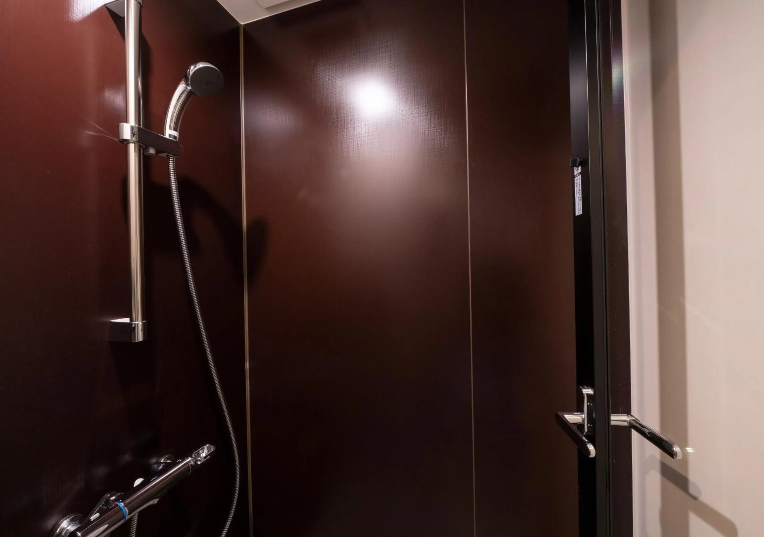 Shower in Hotel Oriental Express Fukuoka Nakasu Kawabata