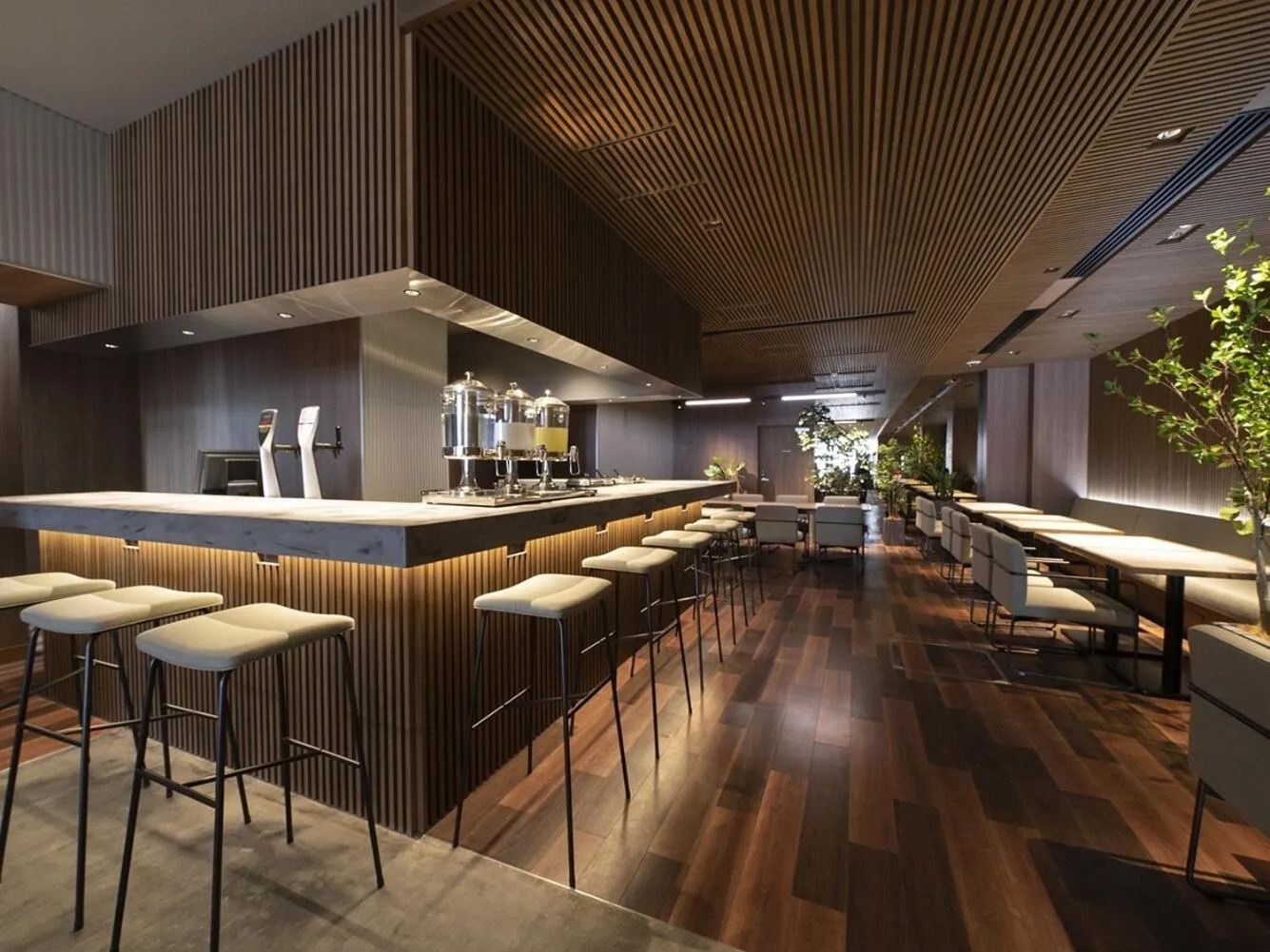 Restaurant/places to eat in Hotel Oriental Express Fukuoka Nakasu Kawabata