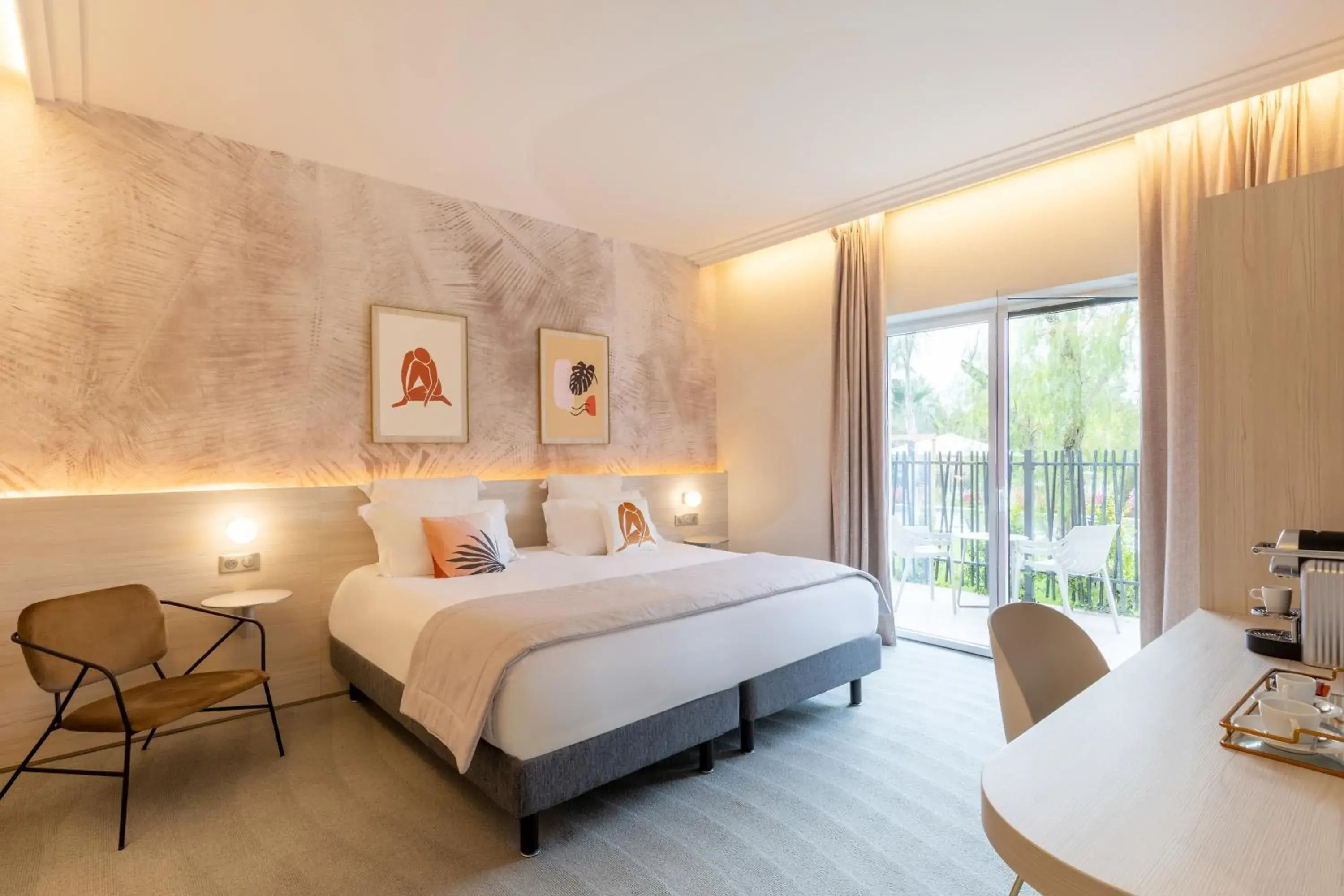 Prestige King Room - Garden Level in Ilot du Golf BW Premier Collection Prestige King Room - Garden Level in Ilot du Golf BW Premier Collection