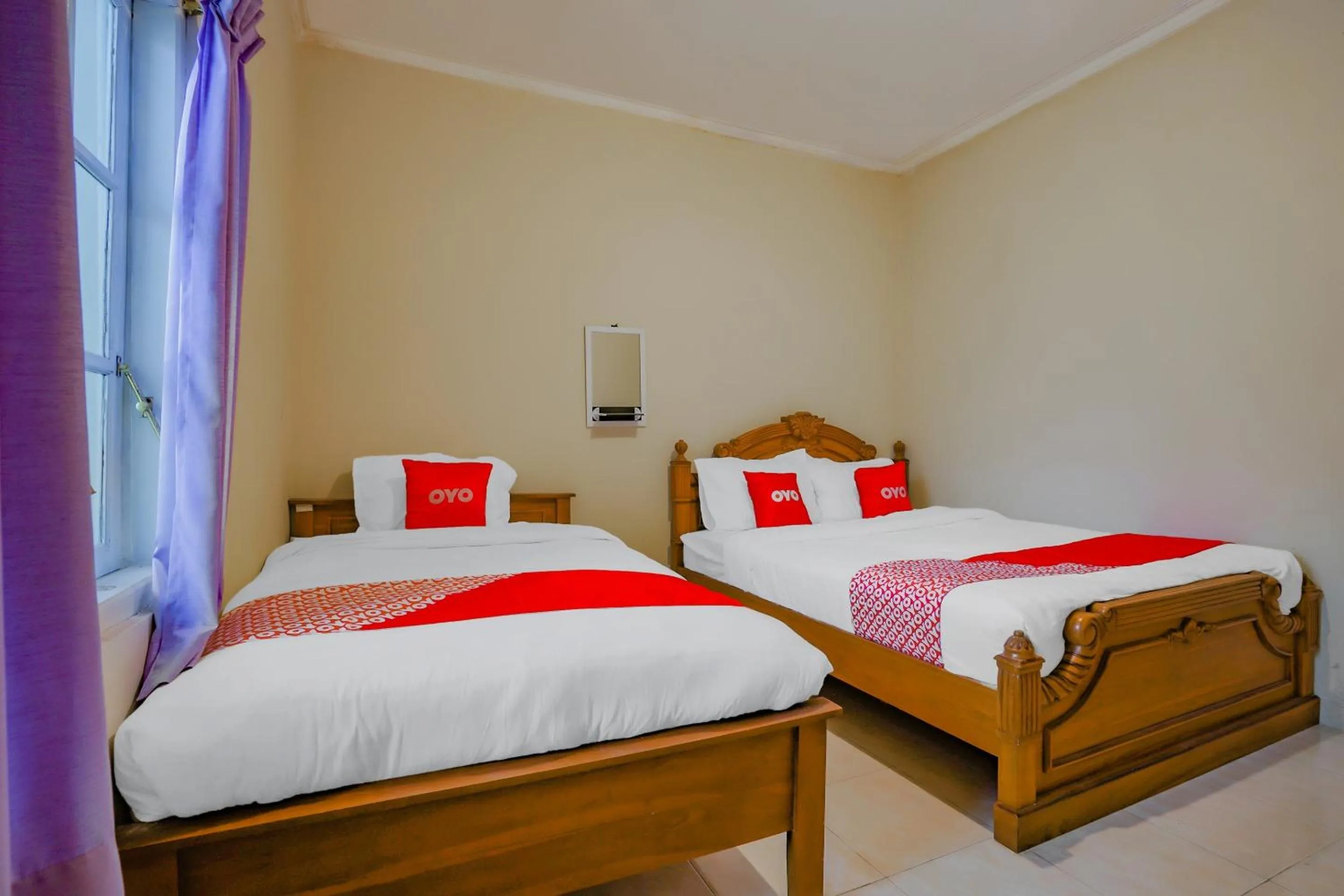 Bedroom, Bed in Hotel O Kenari House Syariah