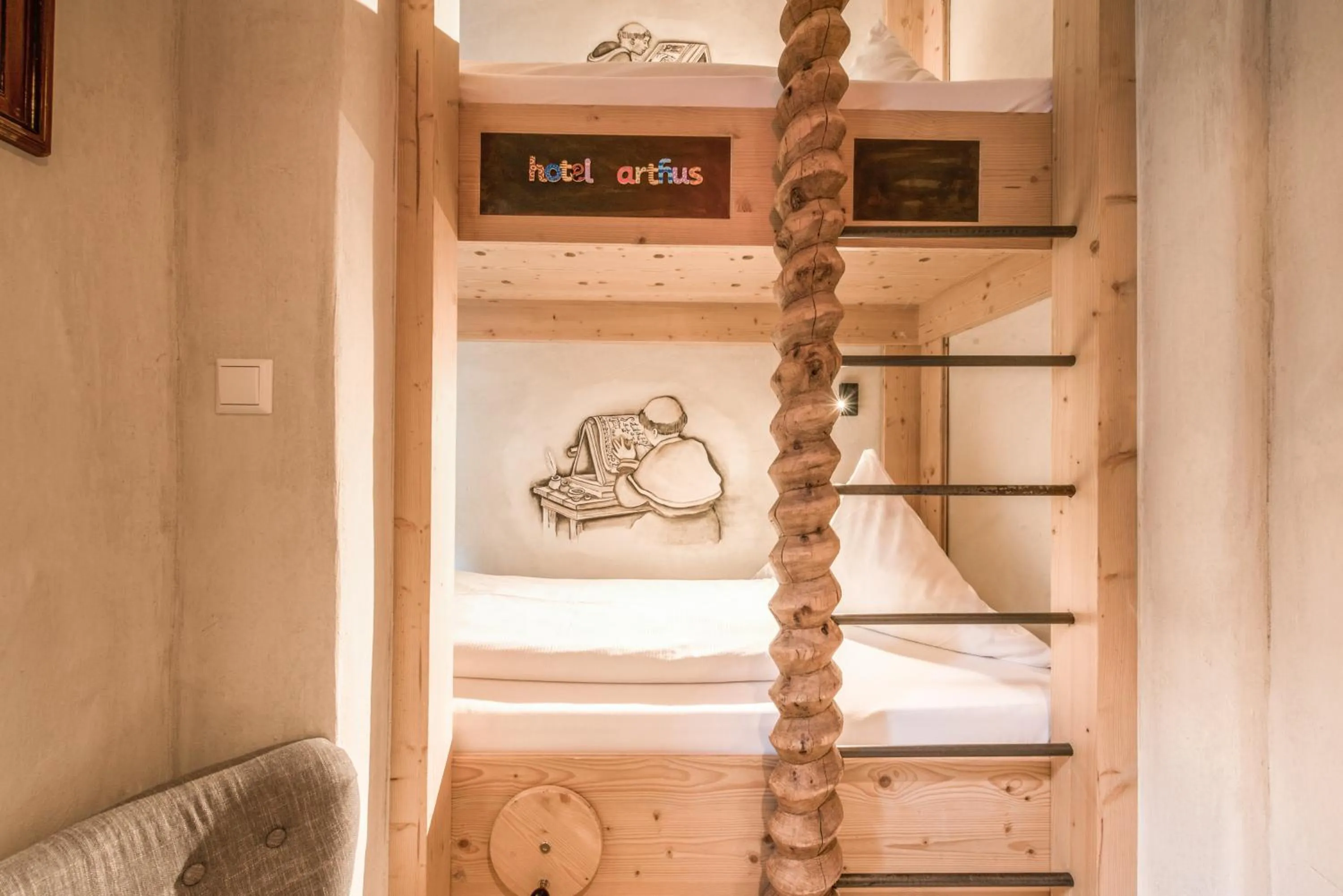 bunk bed in Hotel Arthus