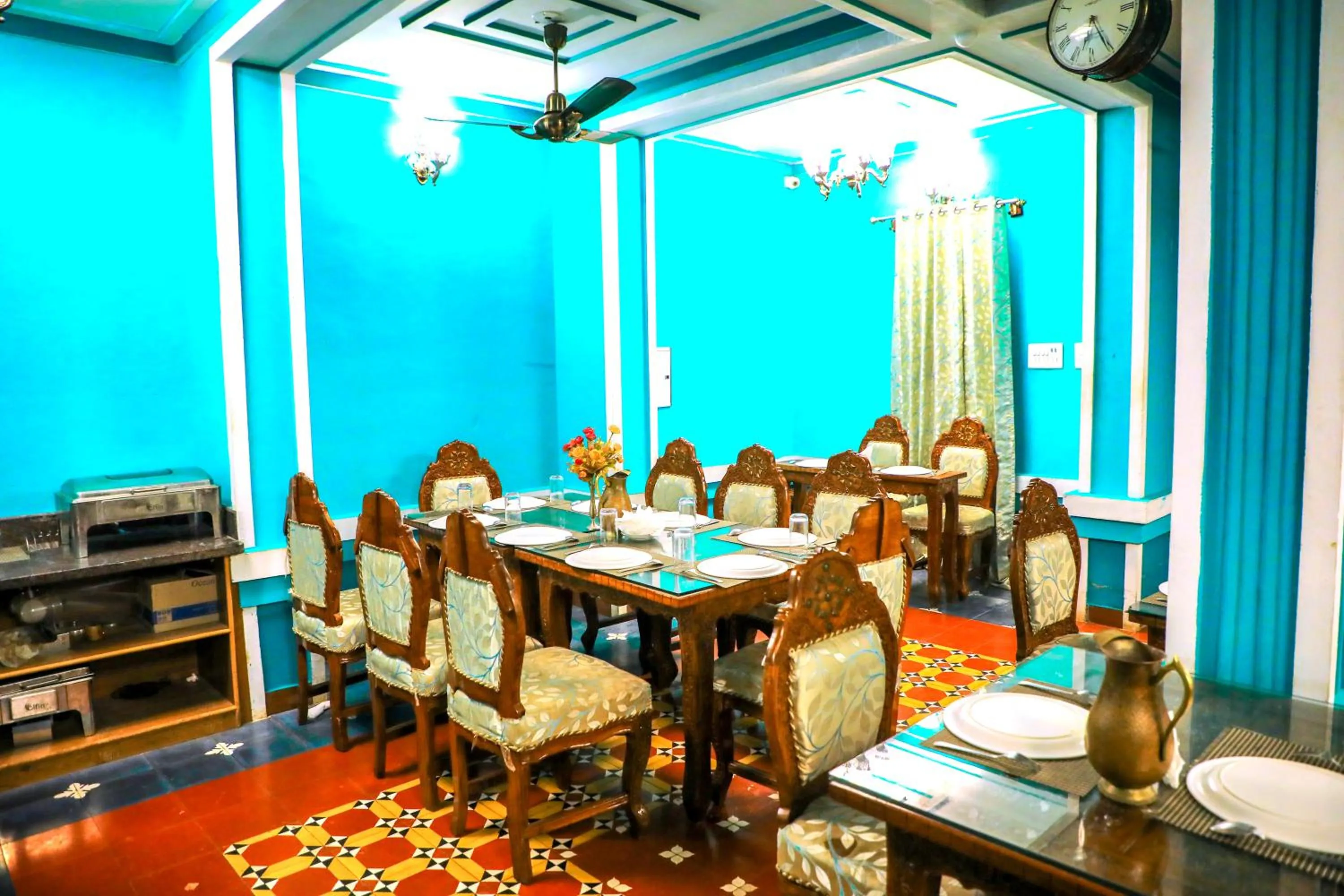 Restaurant/places to eat in Hill Fort Hotel And Resorts Yelagiri Hills