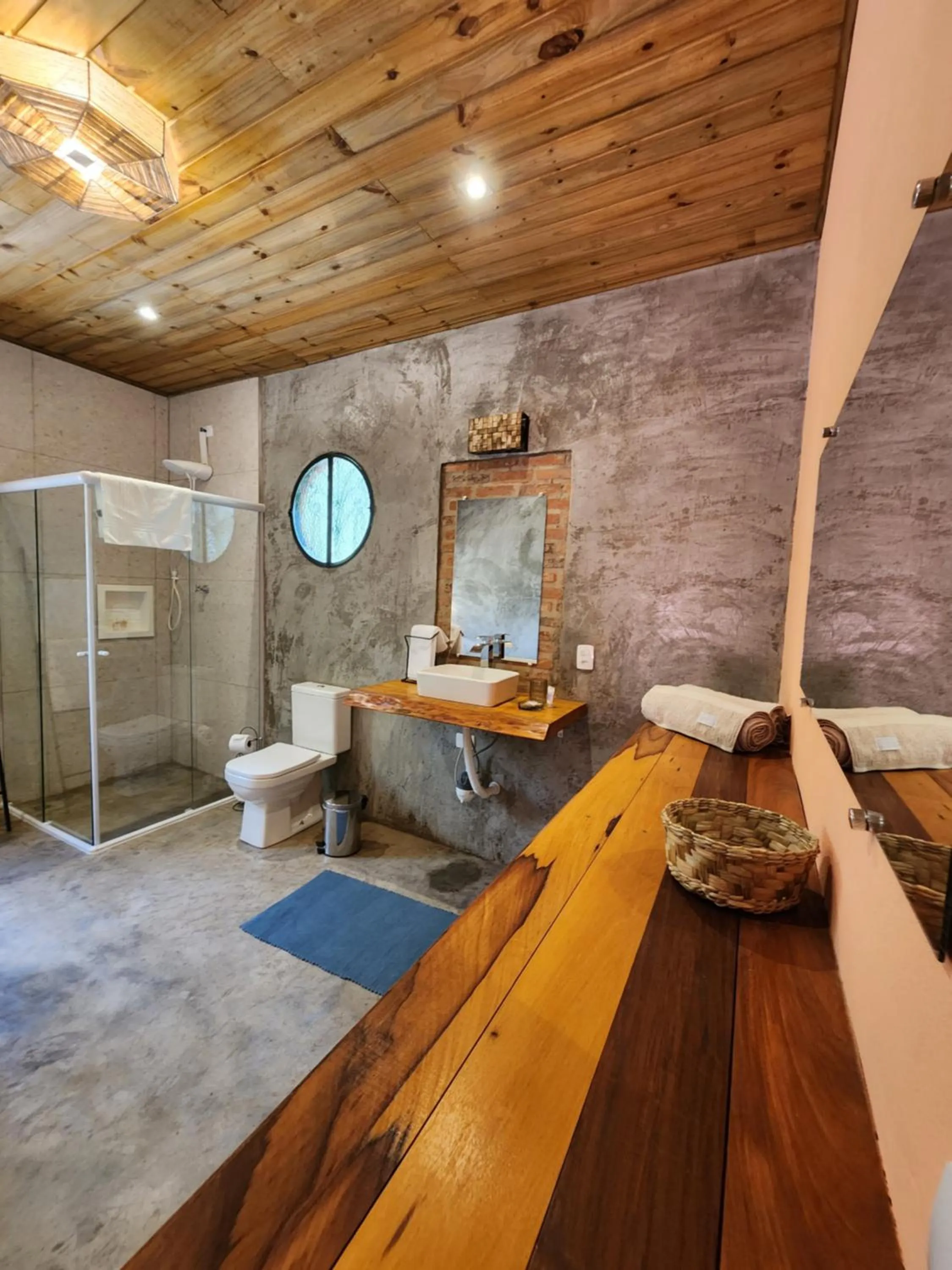 Toilet in Sítio Belucci