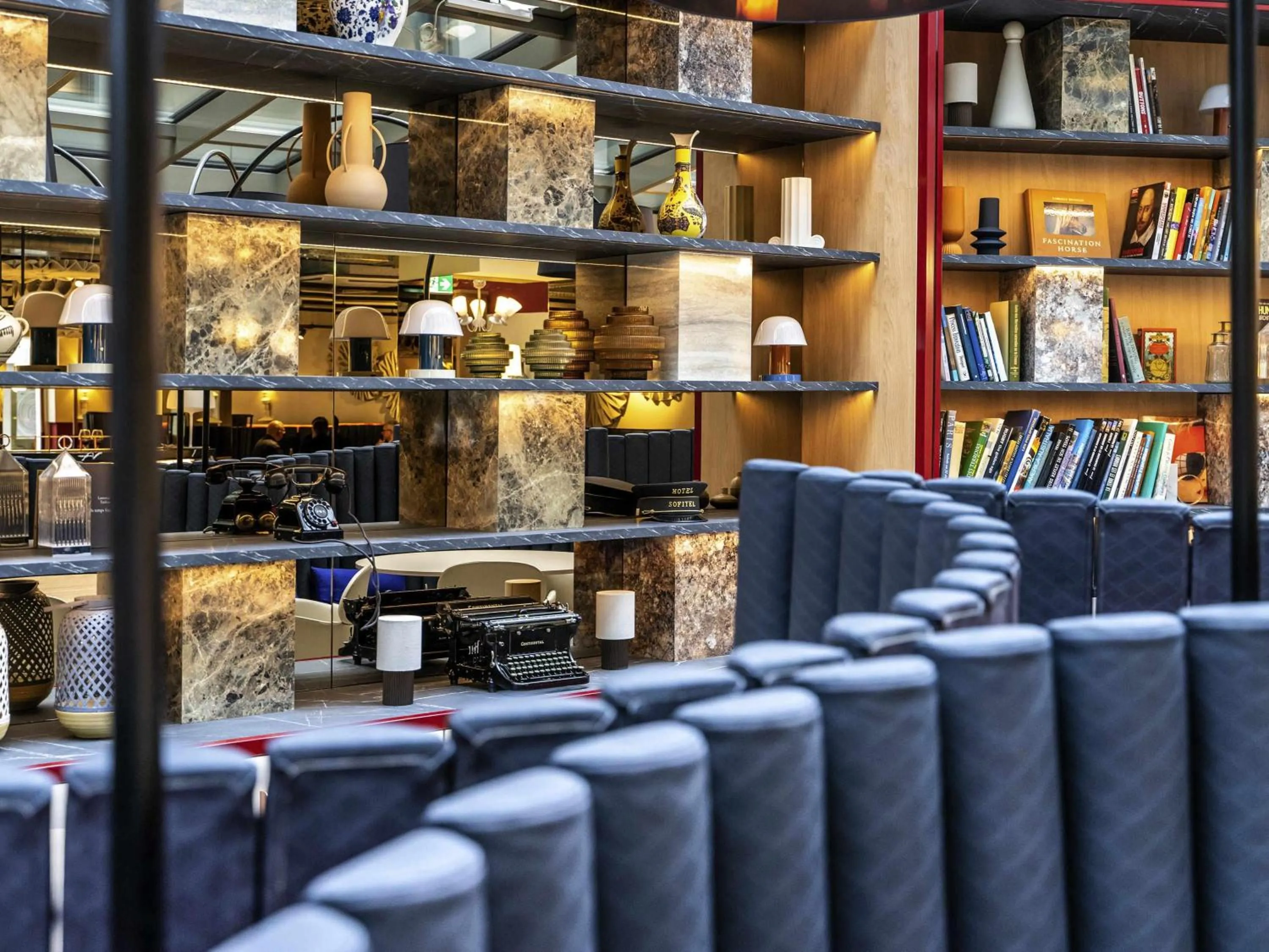 Restaurant/places to eat in ibis Styles Zurich City Center