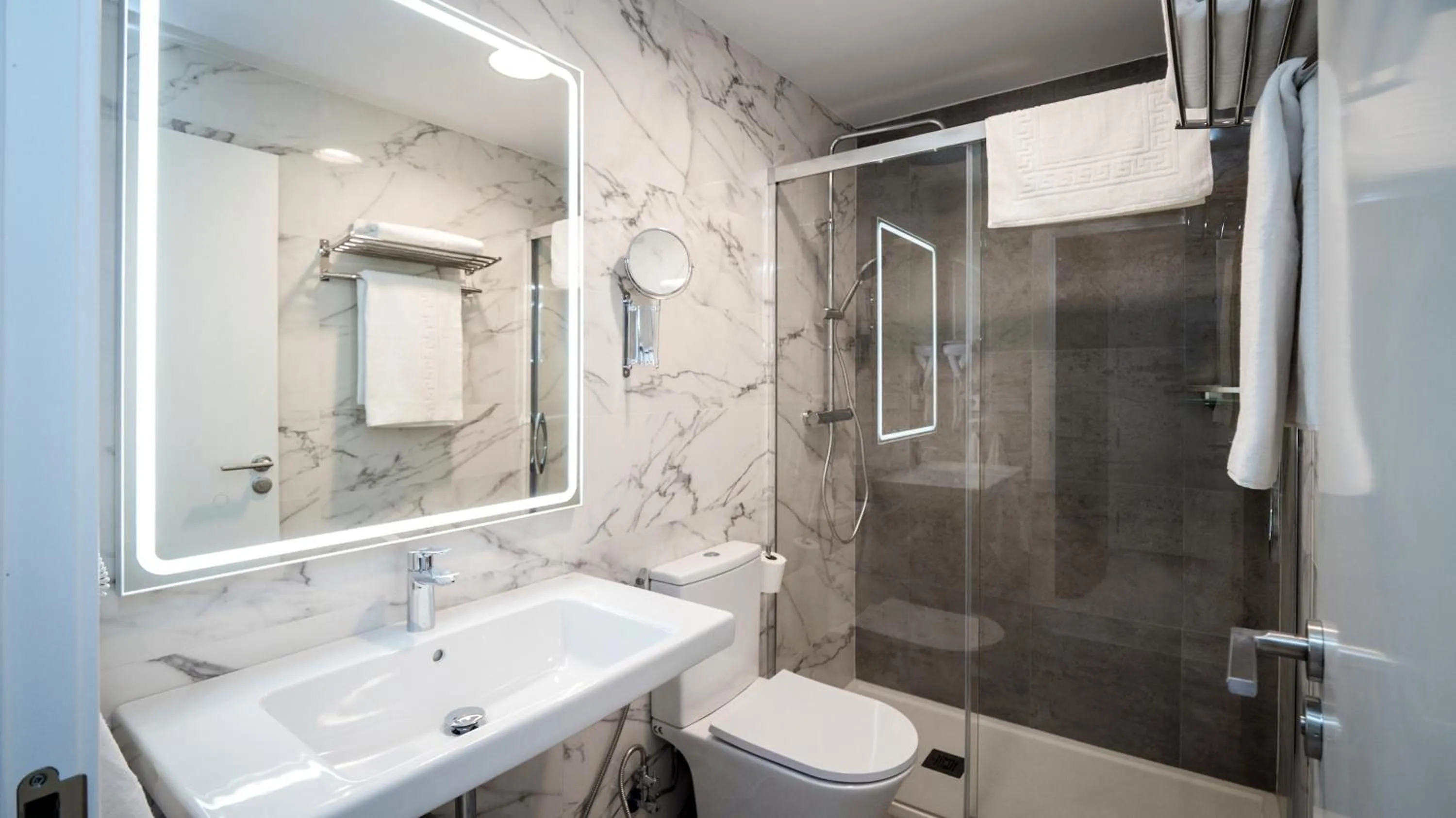 Bathroom in Hotel Ciudadela Pamplona