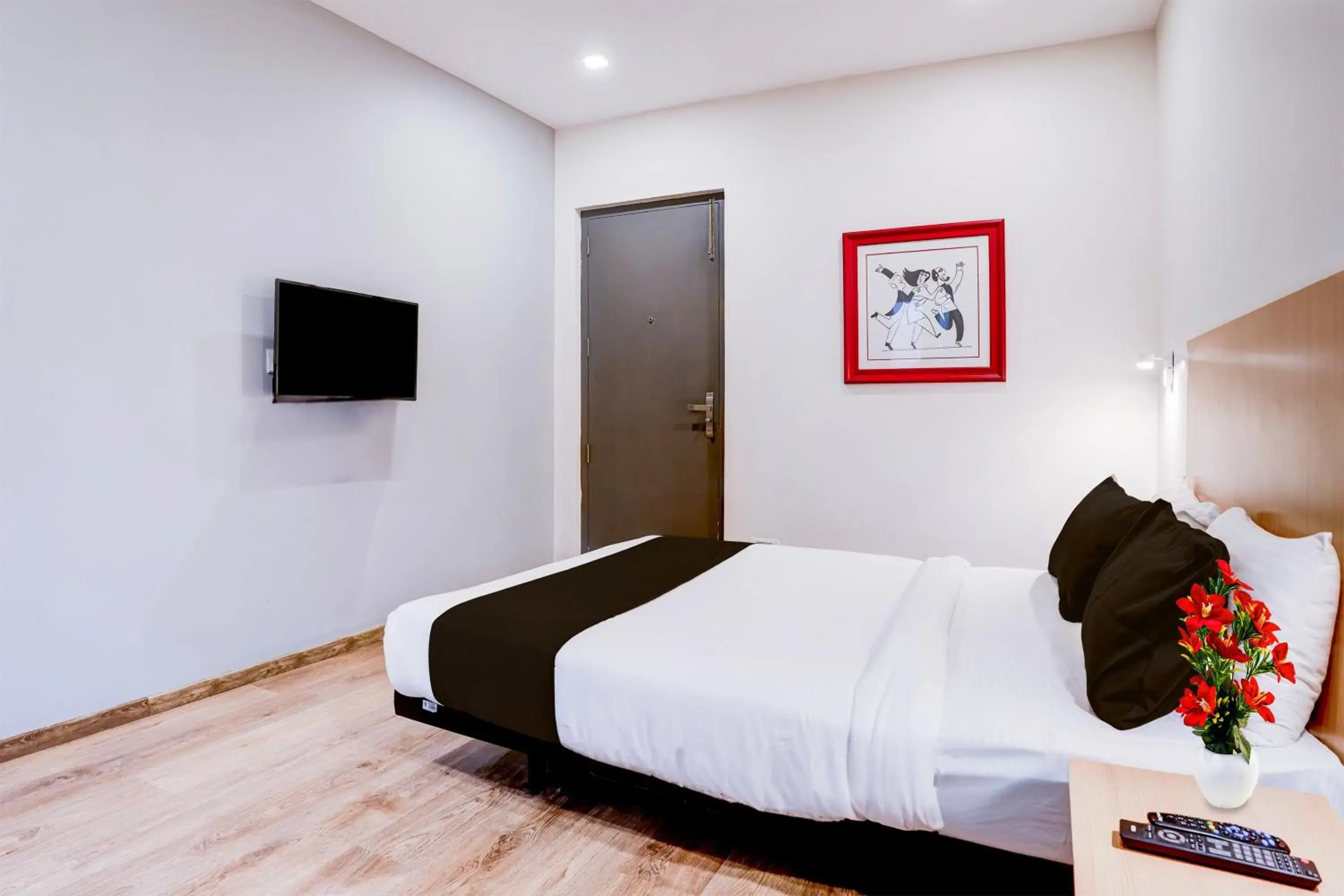 Bedroom, Bed in Super Townhouse Ulsoor Near Halasuru Metro Station Bedroom, Bed in Super Townhouse Ulsoor Near Halasuru Metro Station