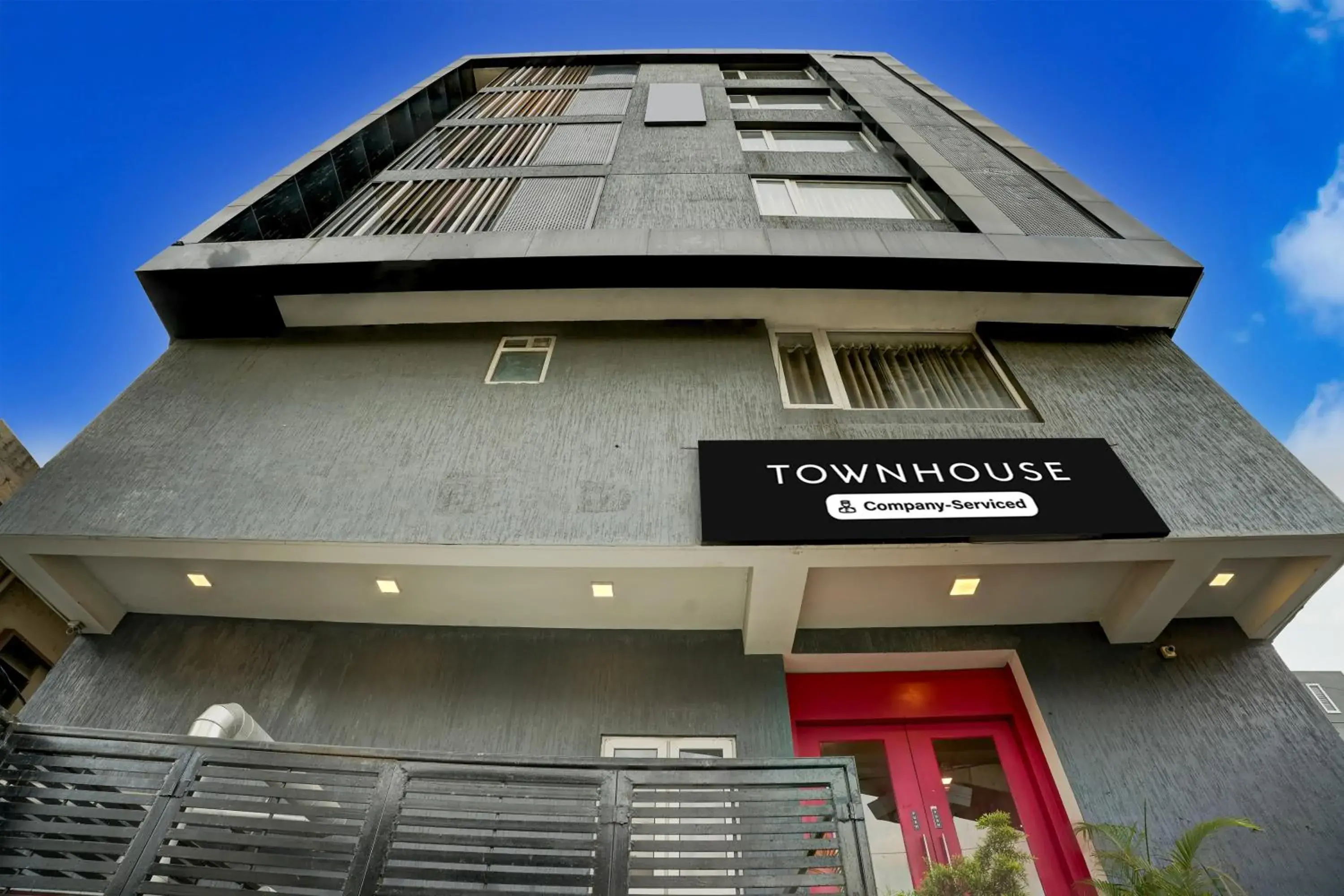 Super Townhouse Ulsoor Near Halasuru Metro Station Super Townhouse Ulsoor Near Halasuru Metro Station