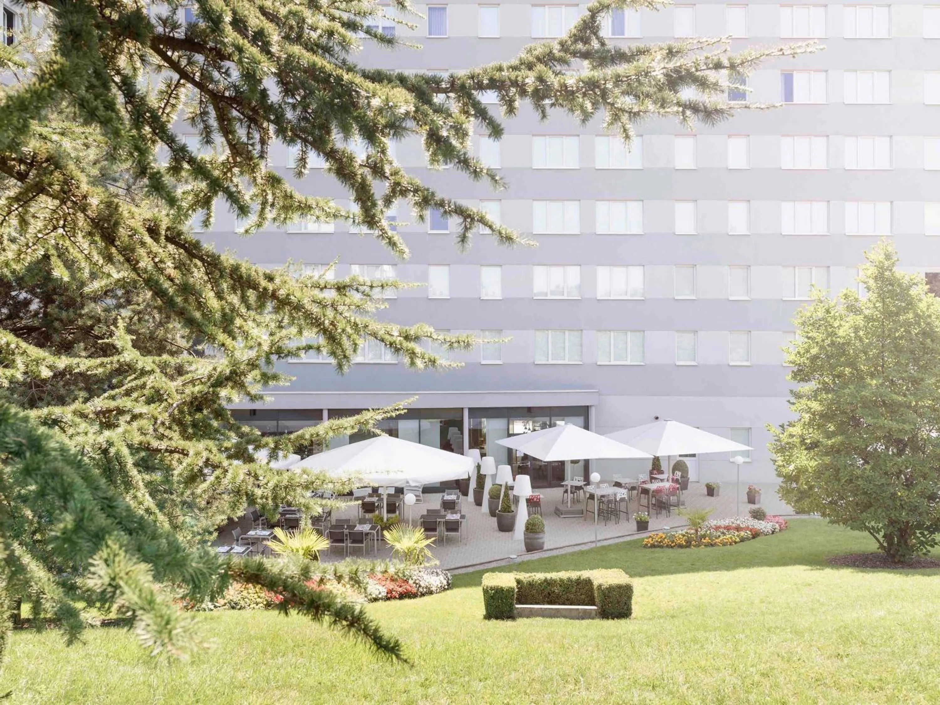 Property building in Novotel Suites Genève Aéroport