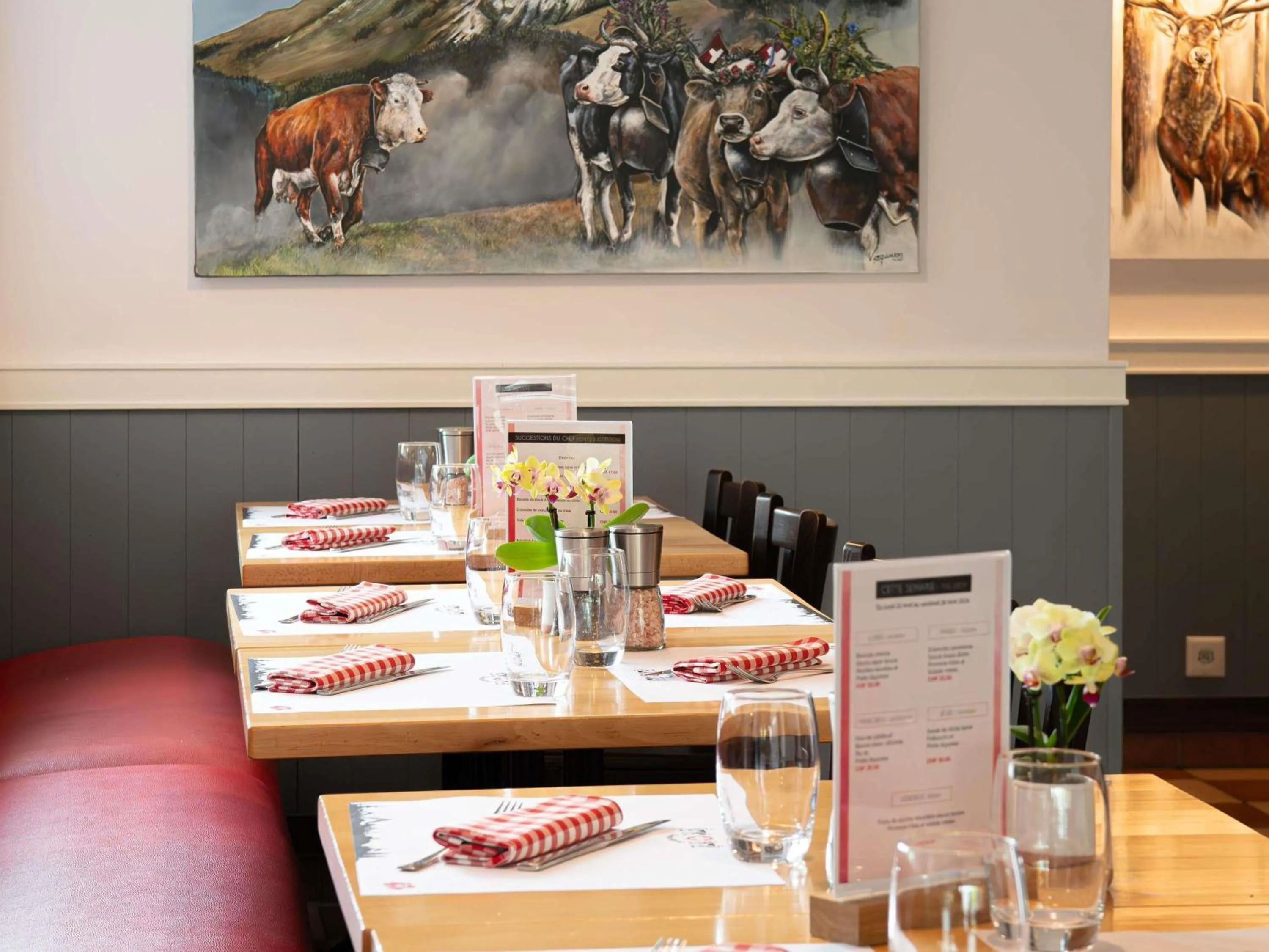 Restaurant/places to eat in Novotel Suites Genève Aéroport