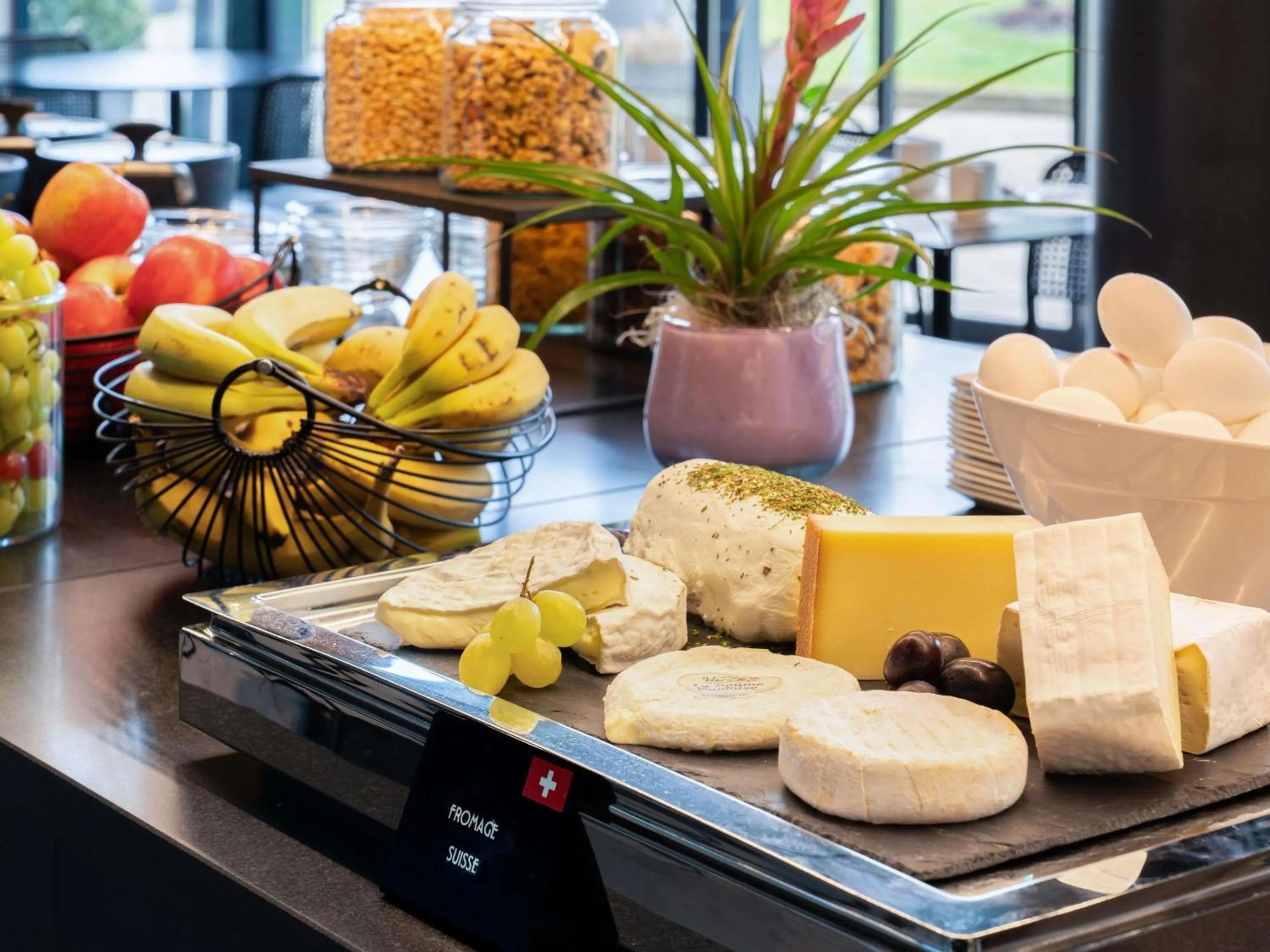 Breakfast in Novotel Suites Genève Aéroport