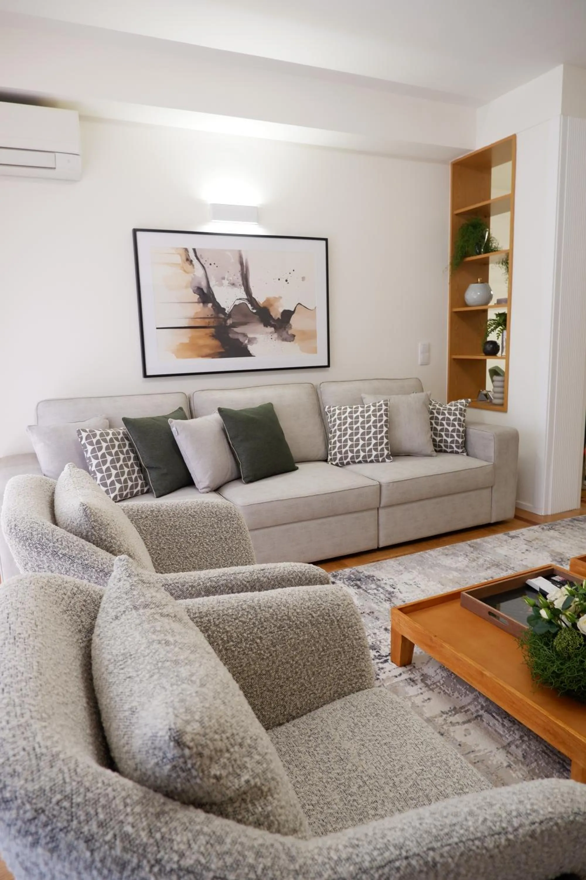 Living room in Porto Family Home by MP - Renovated